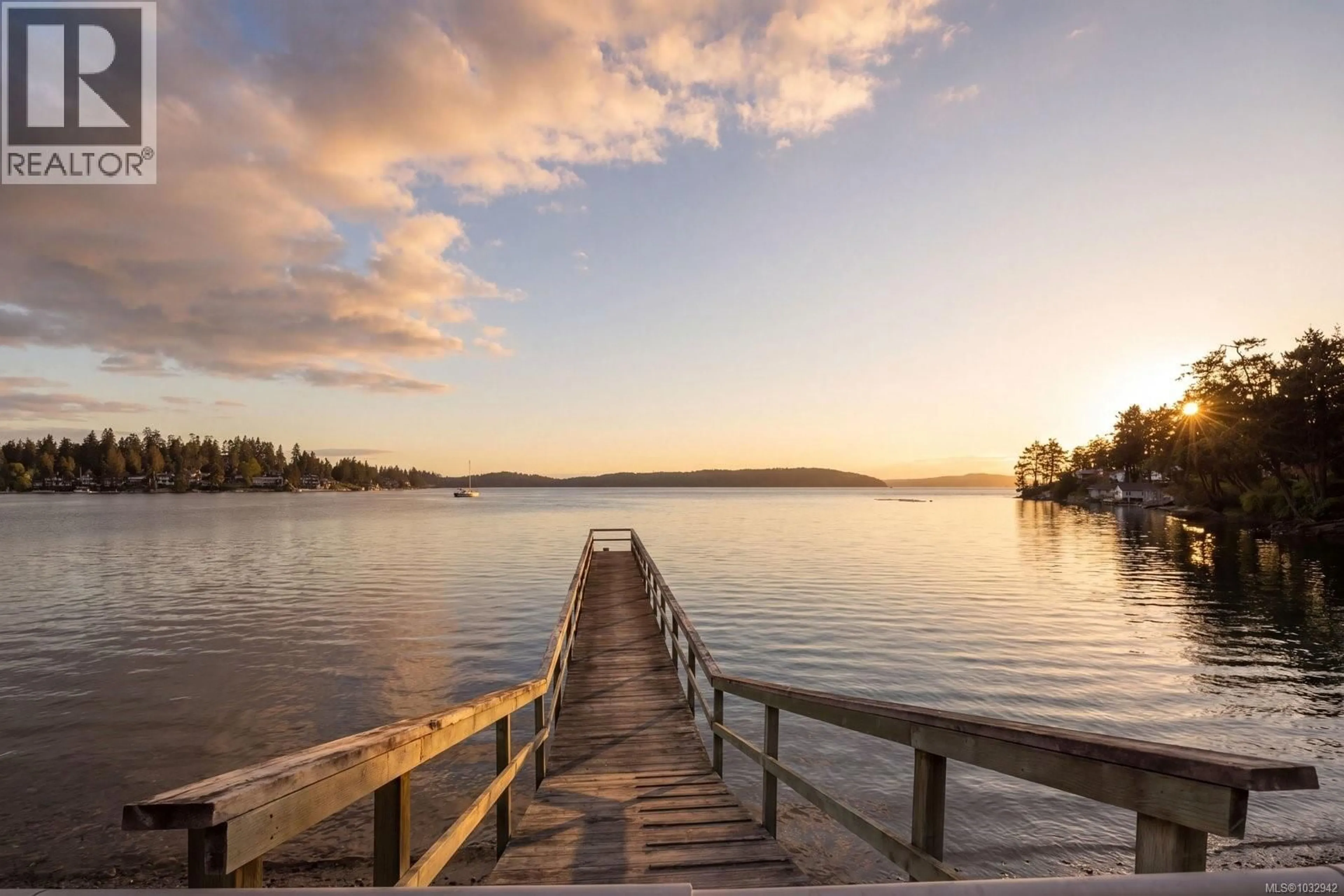 Patio, water/lake/river/ocean view for 2450 WHIDBY LANE, Sidney British Columbia V8L2K3