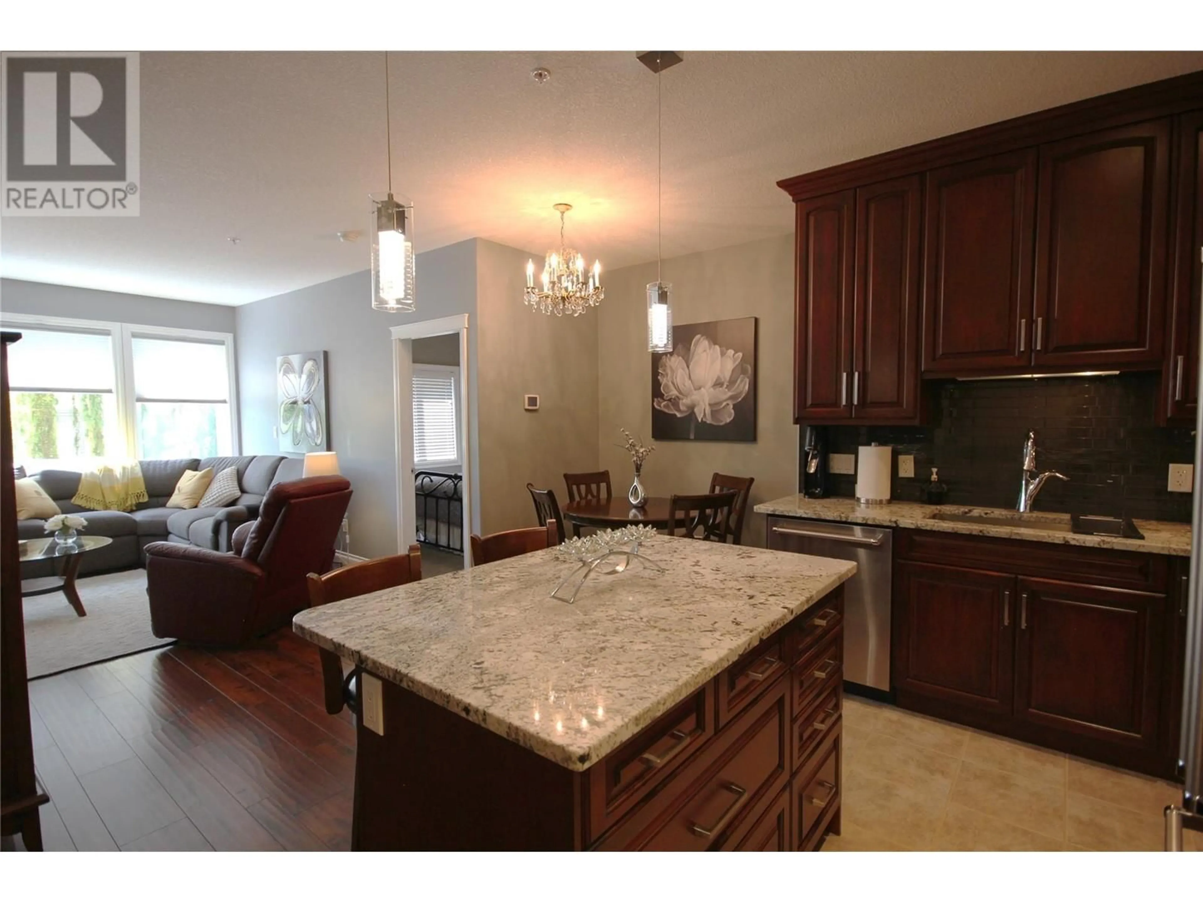 Open concept kitchen for 3313 Wilson Street Unit# 205, Penticton British Columbia V2A8J3