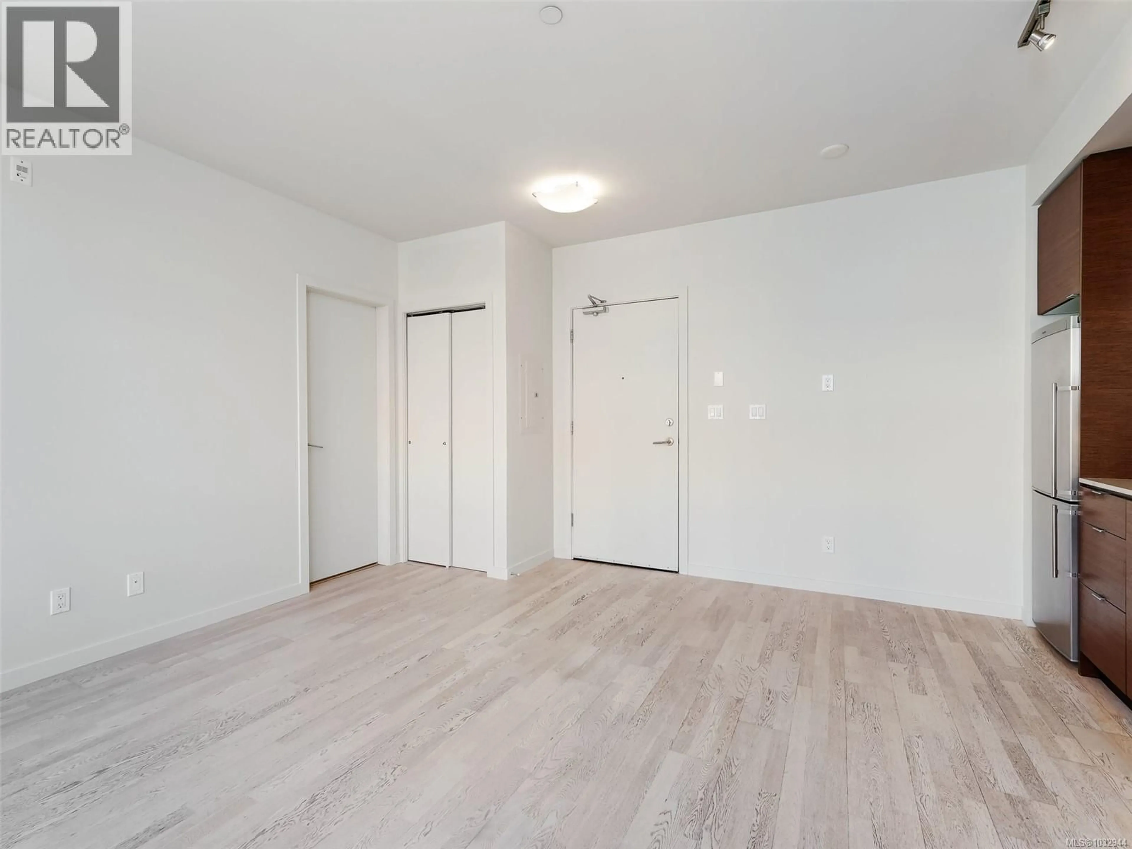 A pic of a room for 309 - 601 HERALD STREET, Victoria British Columbia V8W1S8