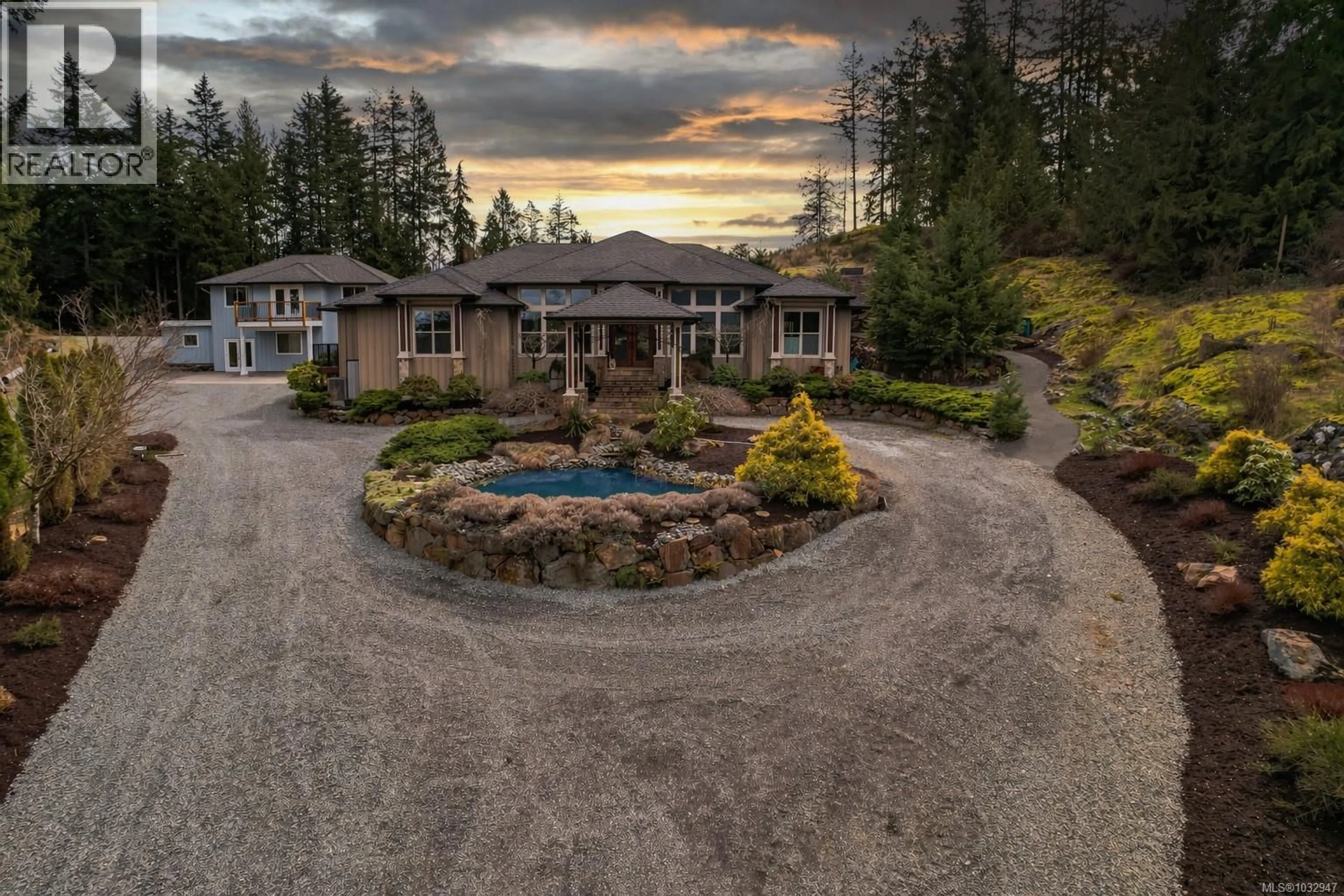 A pic from outside/outdoor area/front of a property/back of a property/a pic from drone, unknown for 7487 RELKE ROAD, Duncan British Columbia V9L6A7