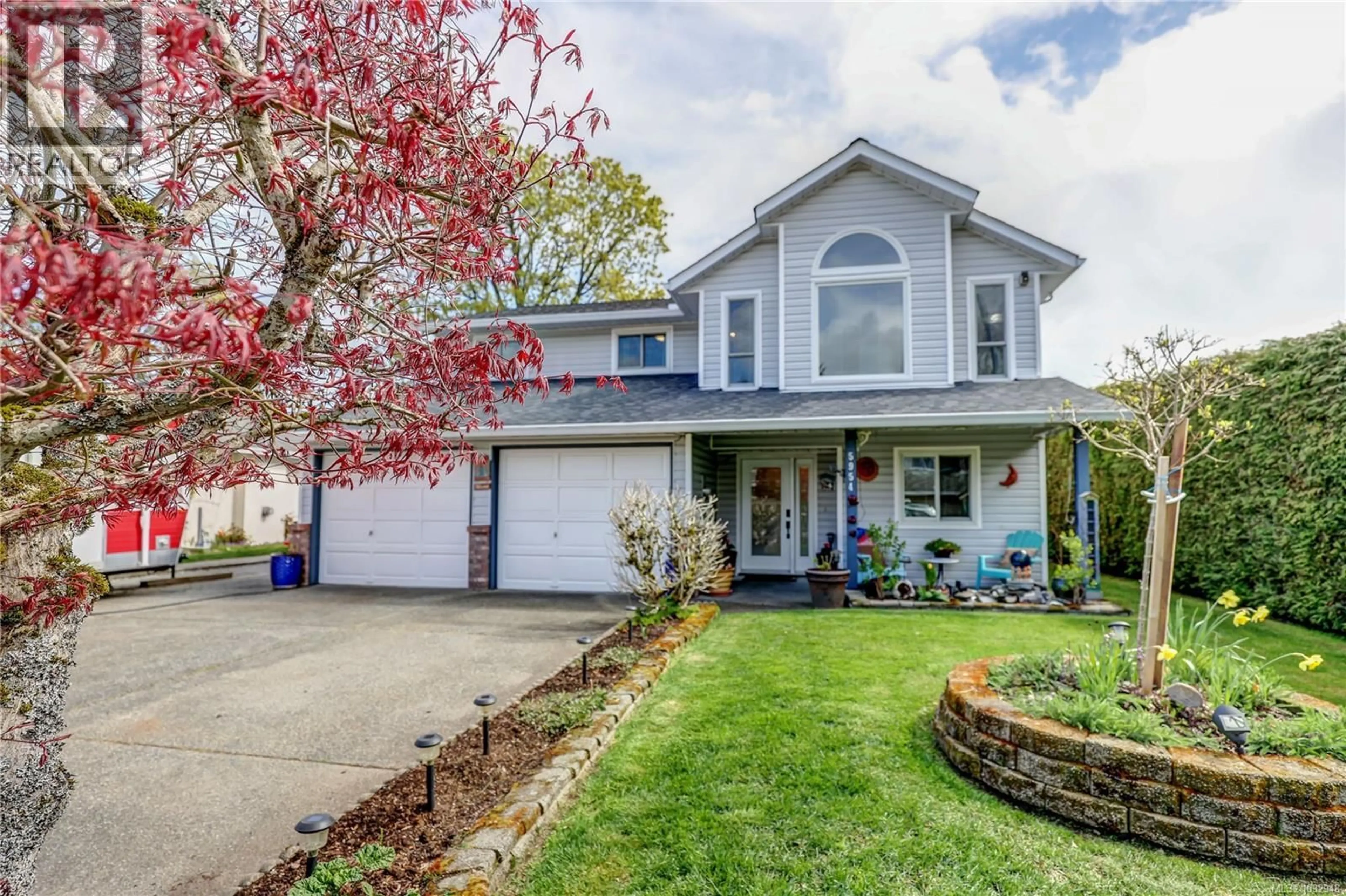 Home with vinyl exterior material, street for 5954 MONASHEE WAY, Nanaimo British Columbia V9T6A2