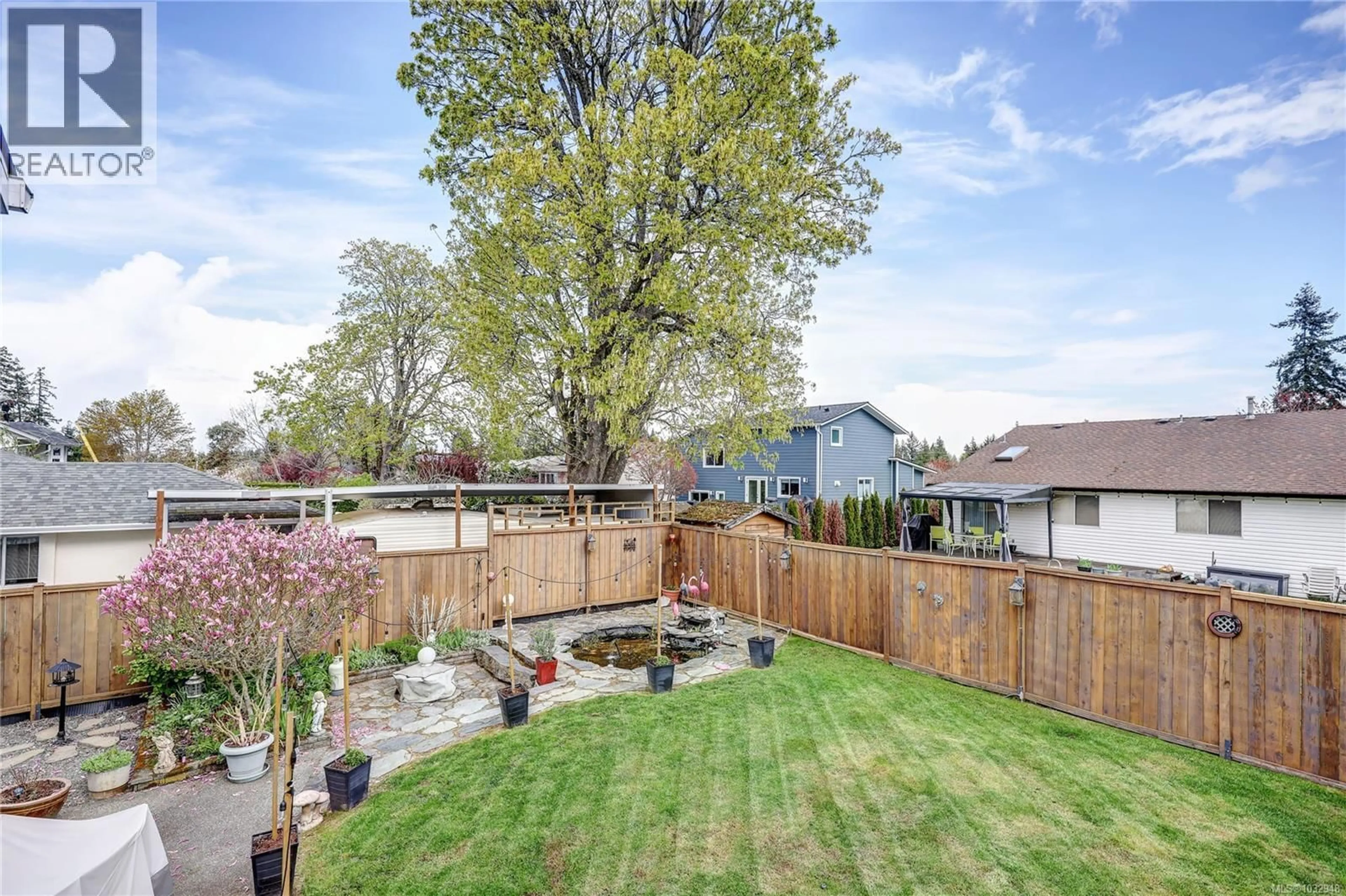 Patio, unknown for 5954 MONASHEE WAY, Nanaimo British Columbia V9T6A2