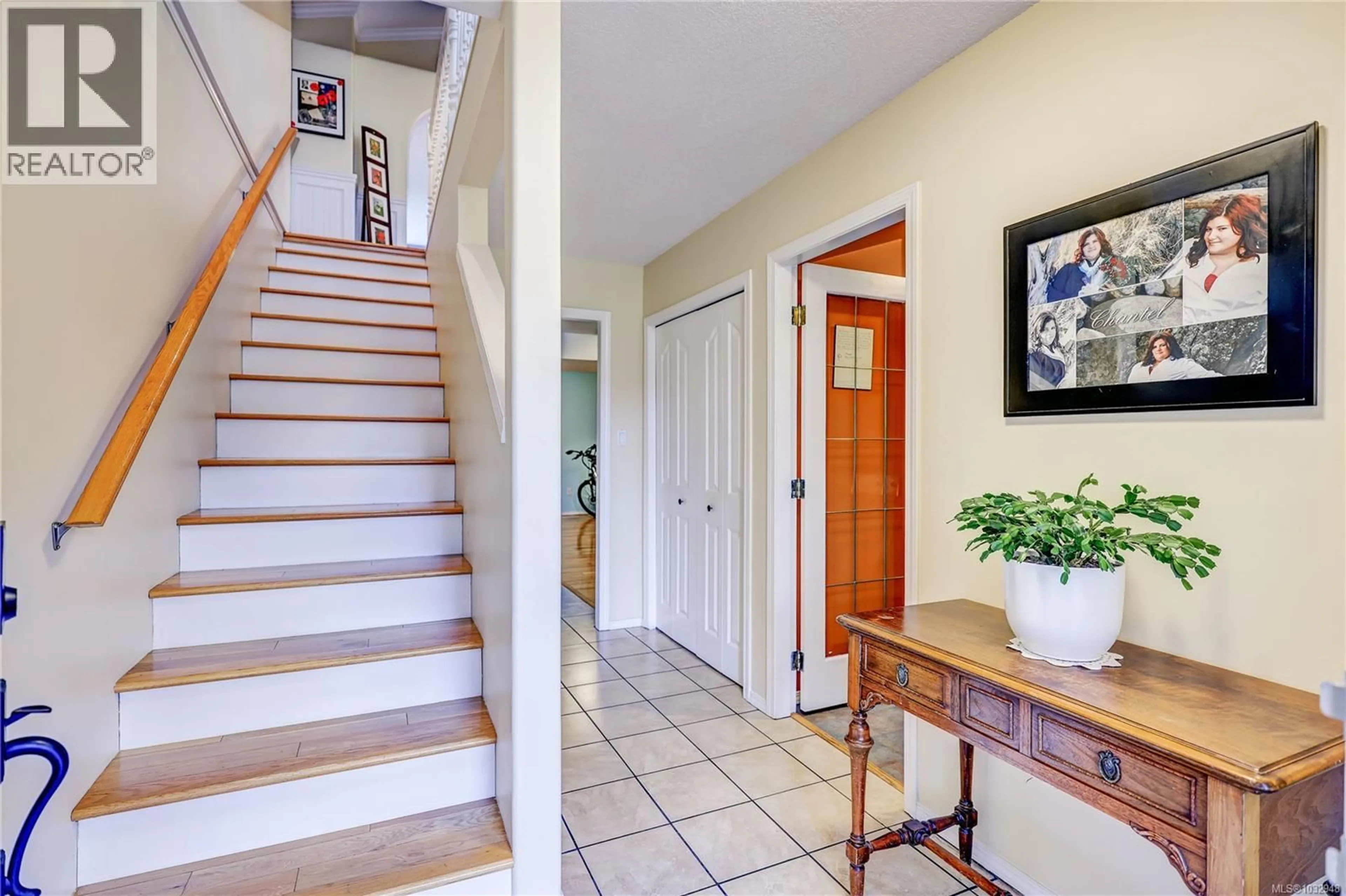 Indoor entryway for 5954 MONASHEE WAY, Nanaimo British Columbia V9T6A2