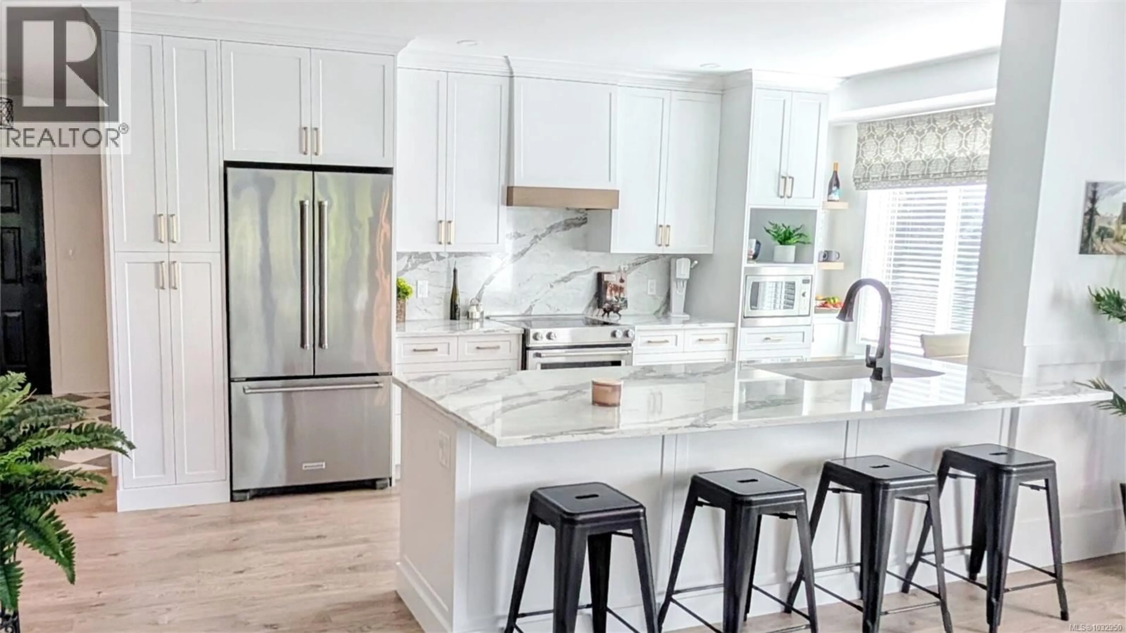 Contemporary kitchen, unknown for 516 - 50 SONGHEES ROAD, Victoria British Columbia V9A7J4