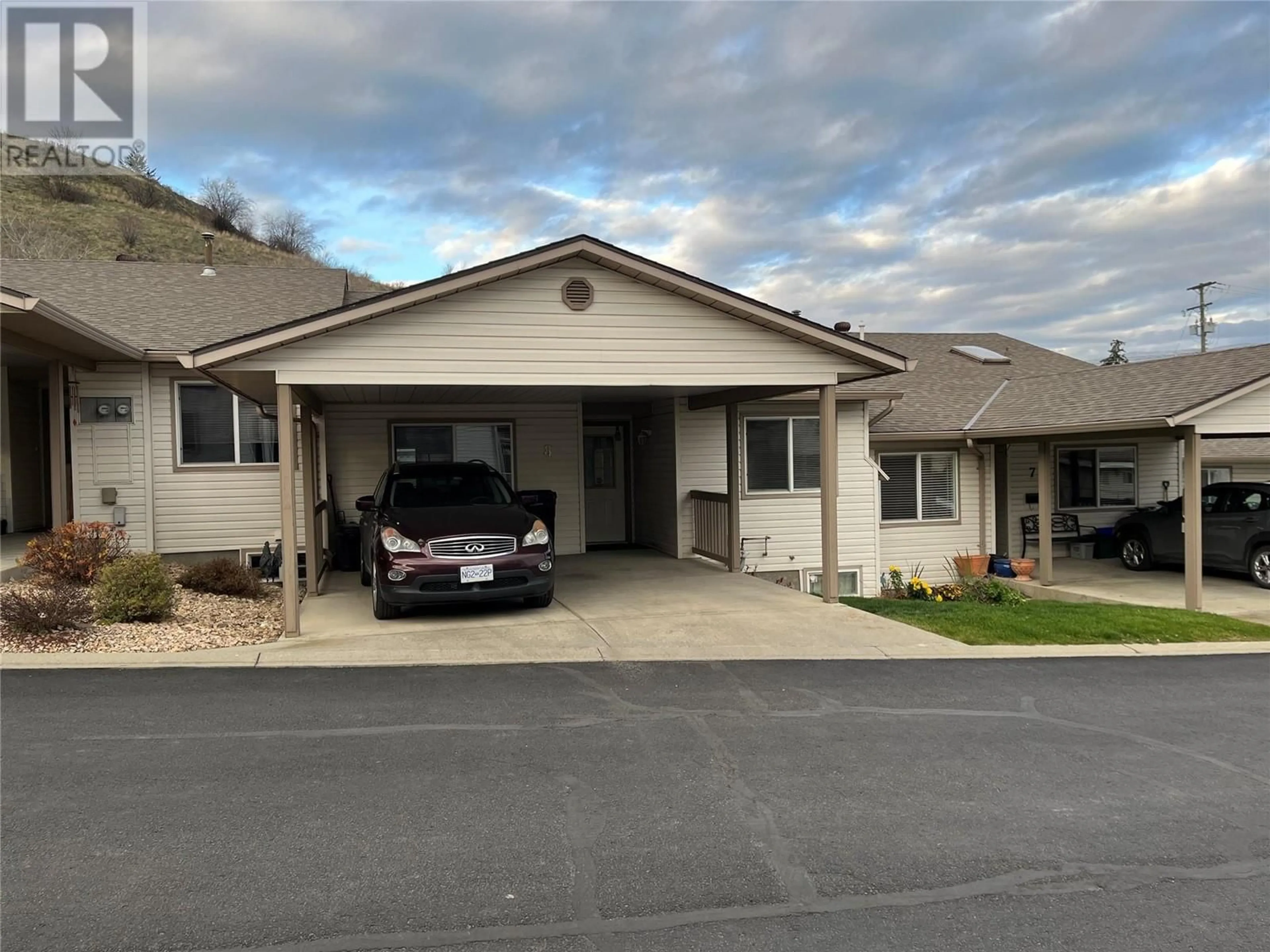 Unknown for 8 - 4210 ALEXIS PARK DRIVE, Vernon British Columbia V1T6H3