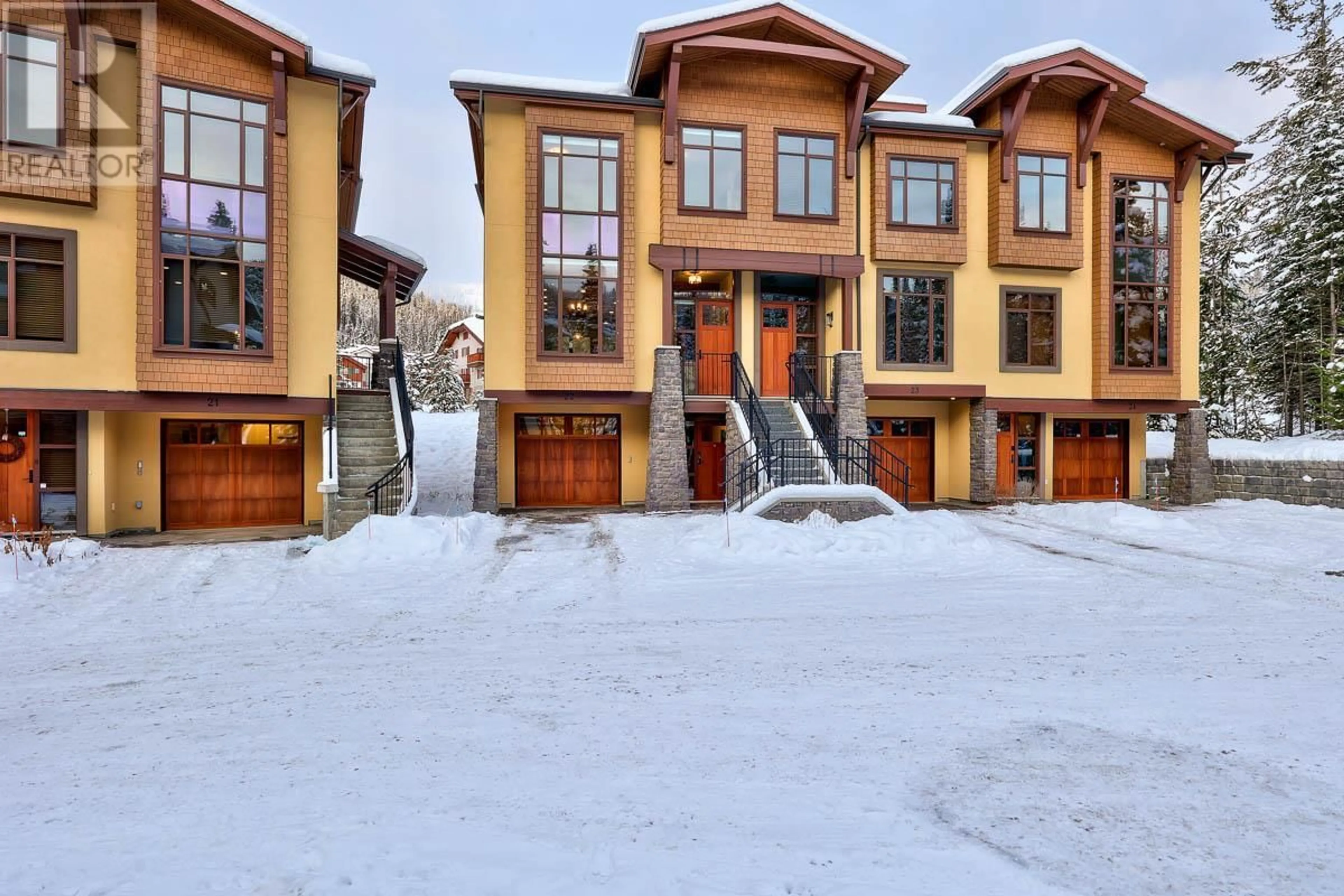 A pic from exterior of the house or condo, the street view for 3280 Village Way Unit# 22, Sun Peaks British Columbia V0E5N0