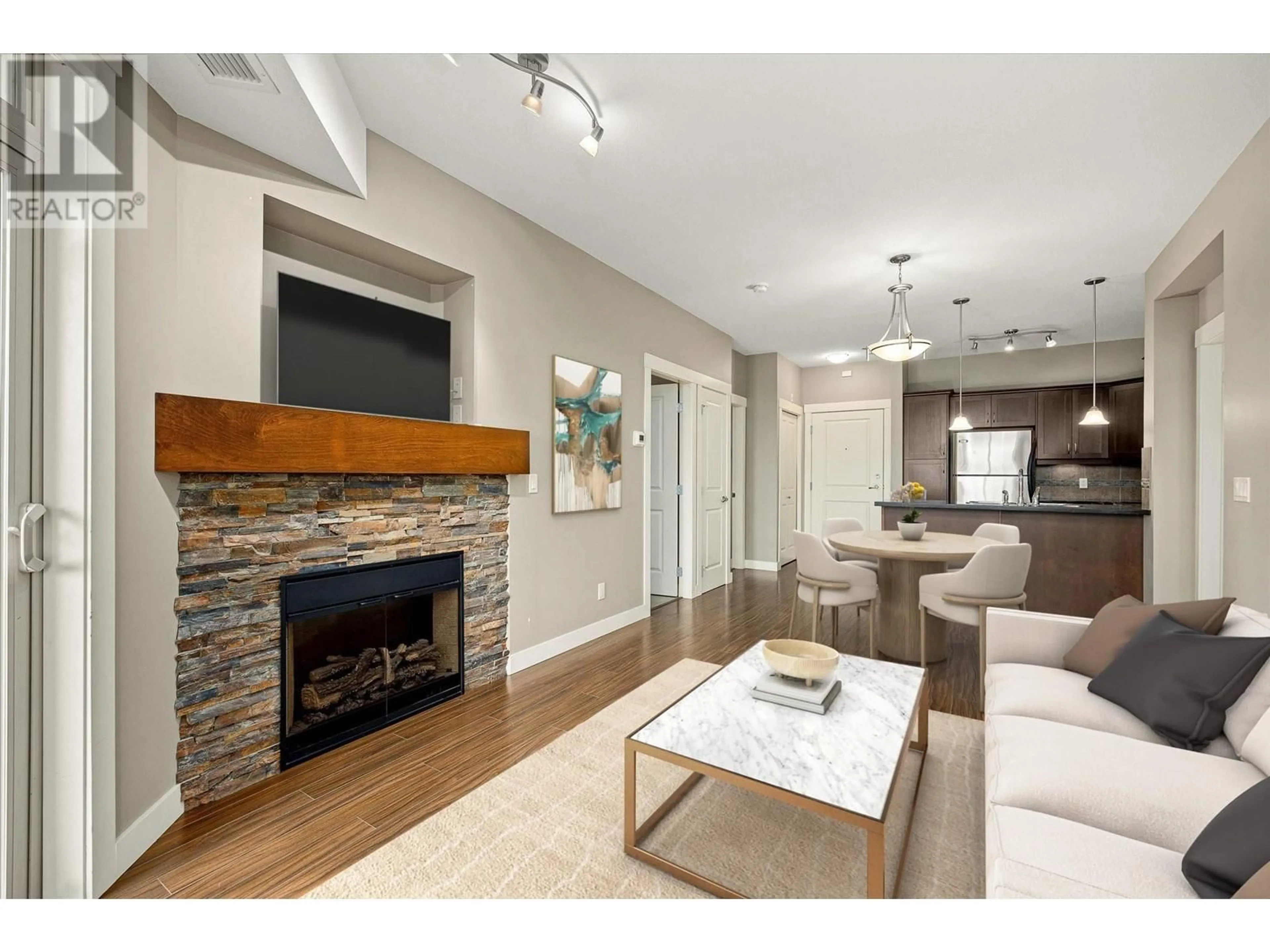 Living room, wood floors for 3521 Carrington Road Unit# 114, West Kelowna British Columbia V4T2Z9