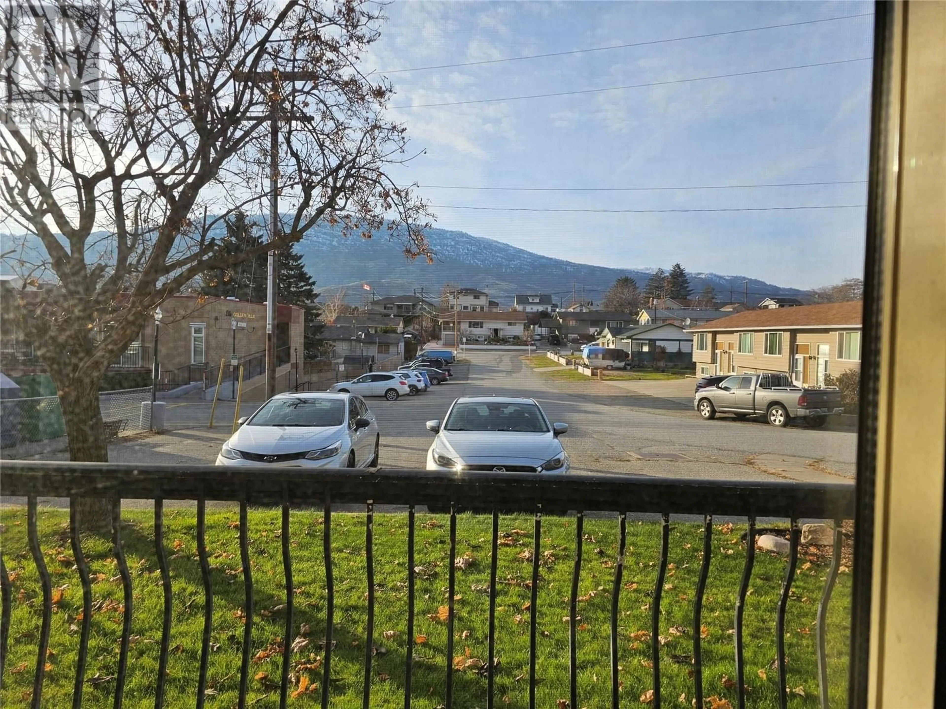 Blurry image for 11 Jonagold Place Unit# 101, Osoyoos British Columbia V0H1V0