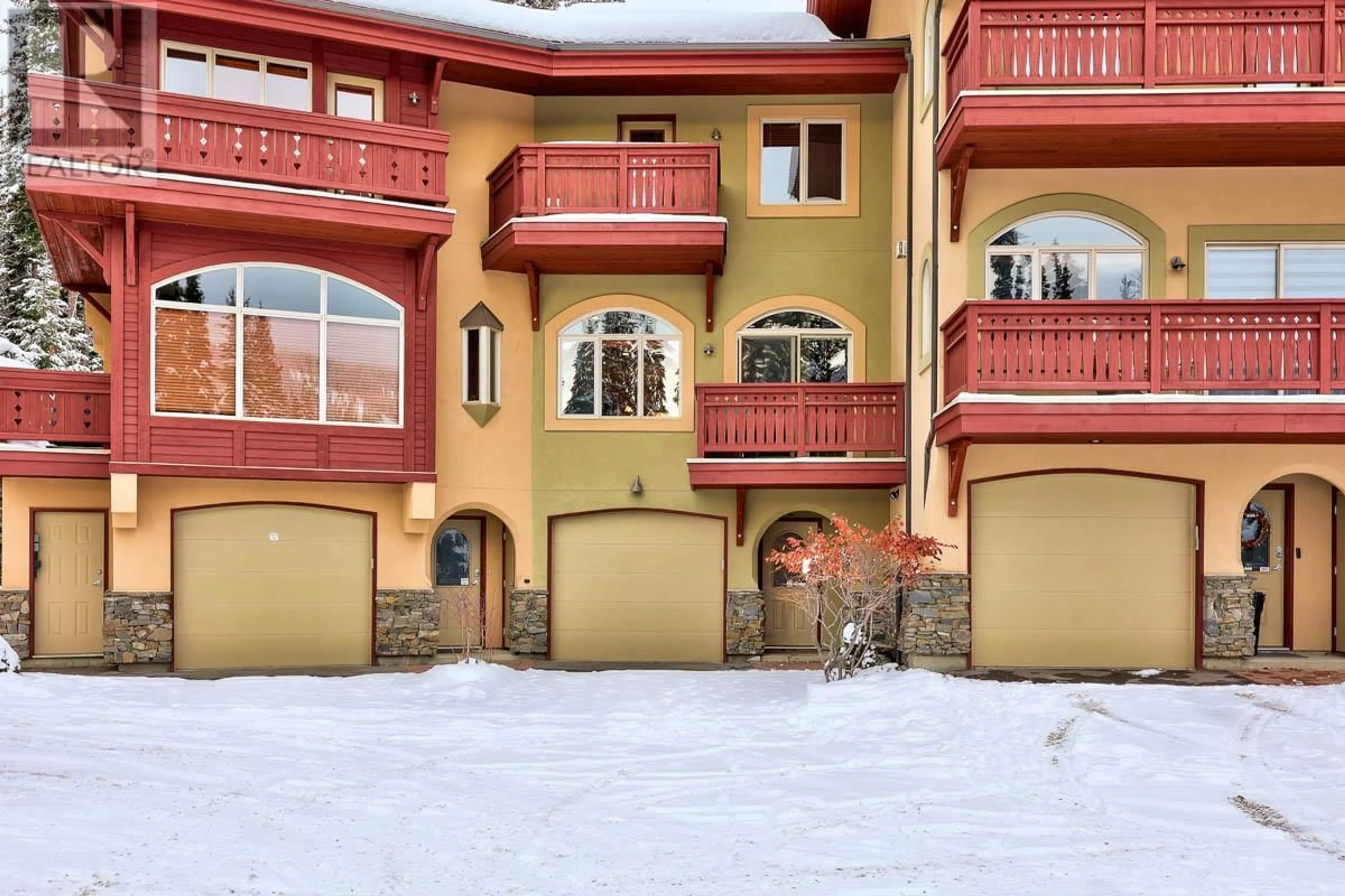 Patio, street for 2 - 4030 SUNDANCE DRIVE, Sun Peaks British Columbia V0E5N0