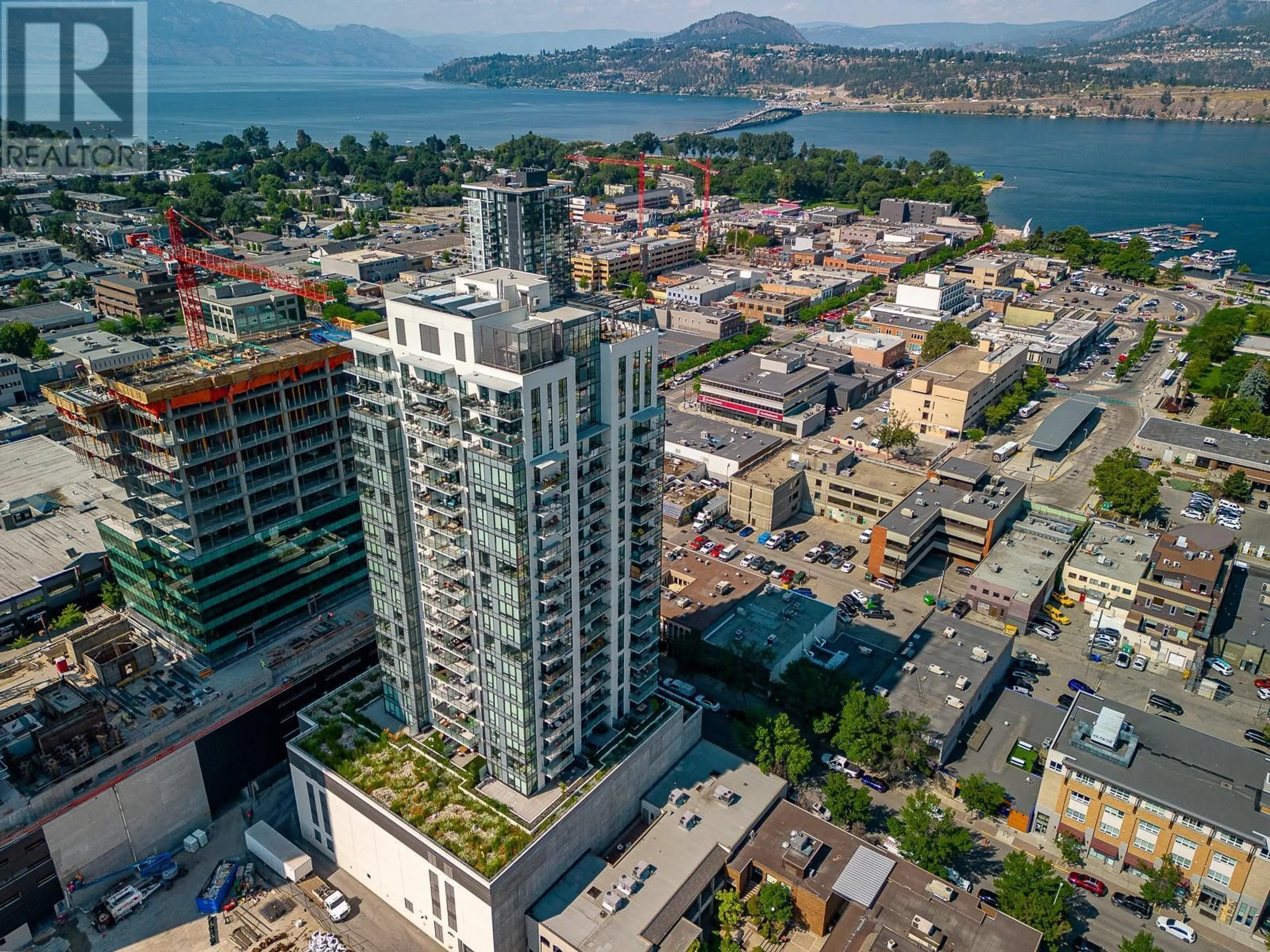 A pic from exterior of the house or condo, the view of city buildings for 1471 St Paul Street Unit# 1011, Kelowna British Columbia V1Y0K7