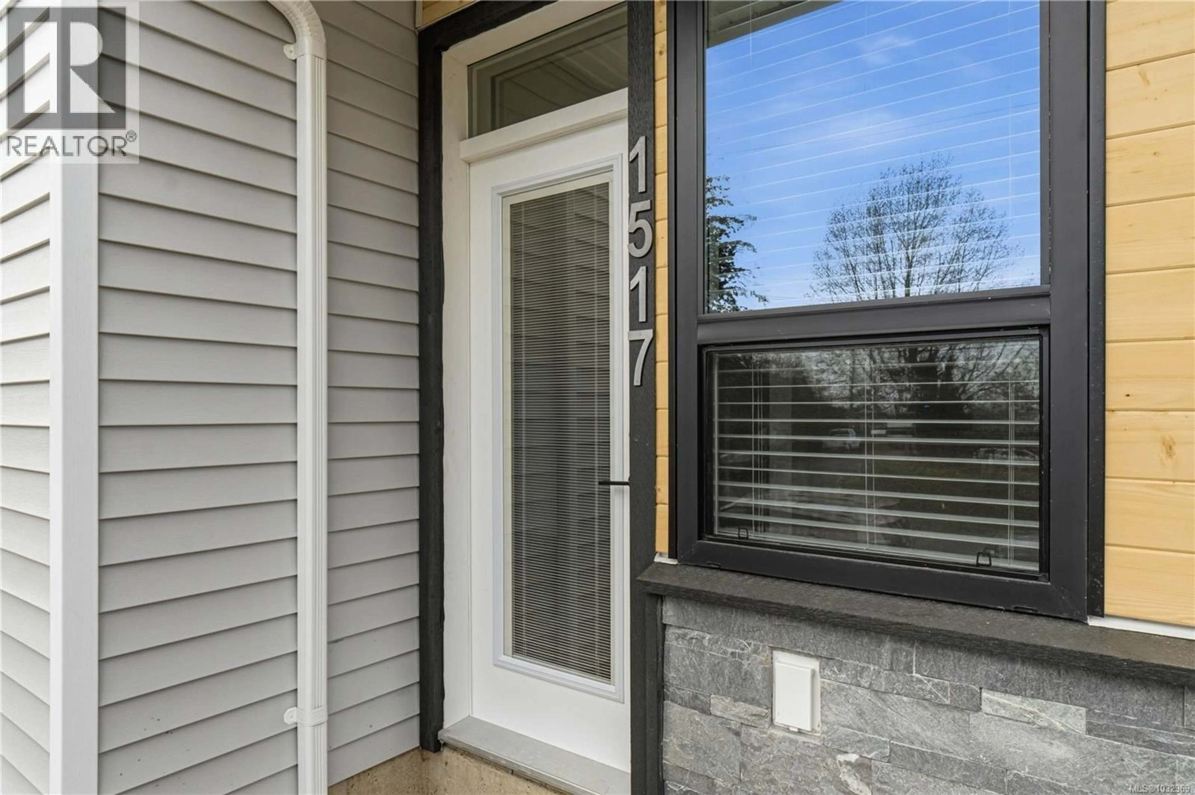 Indoor entryway for 1517 MARBAN ROAD, Nanaimo British Columbia V9X1A1