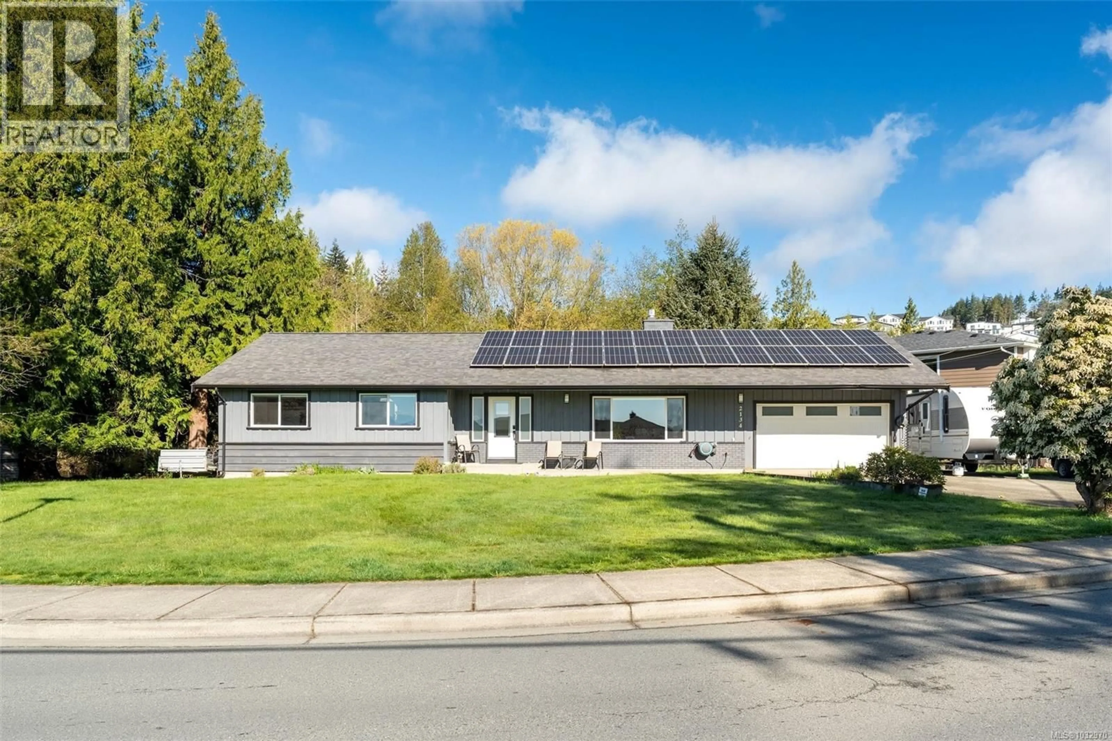 Home with vinyl exterior material, street for 2134 WINFIELD DRIVE, Sooke British Columbia V9Z0N1