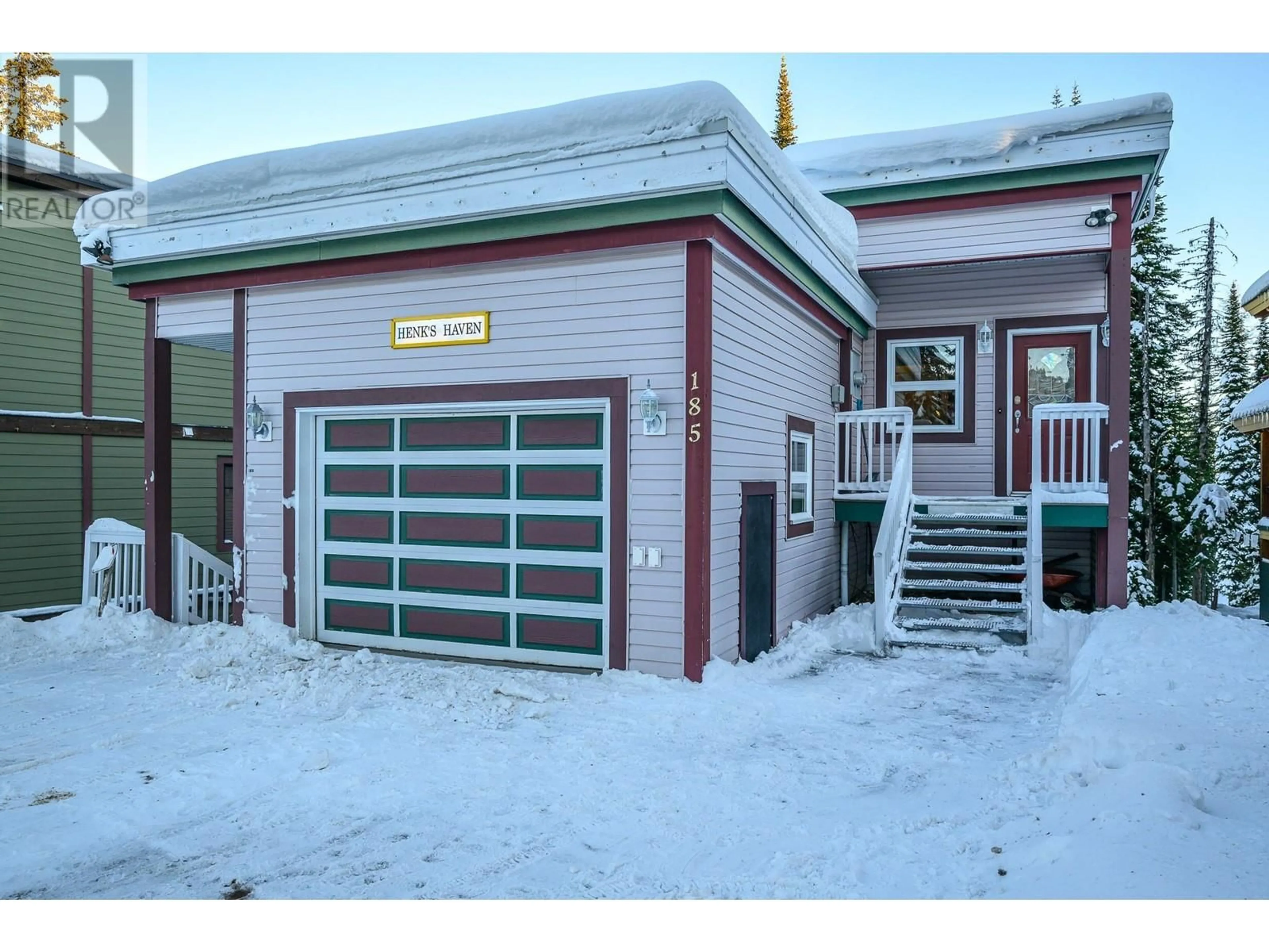 Indoor garage for 185 Silver Queen Road, Silver Star British Columbia V1B3M1