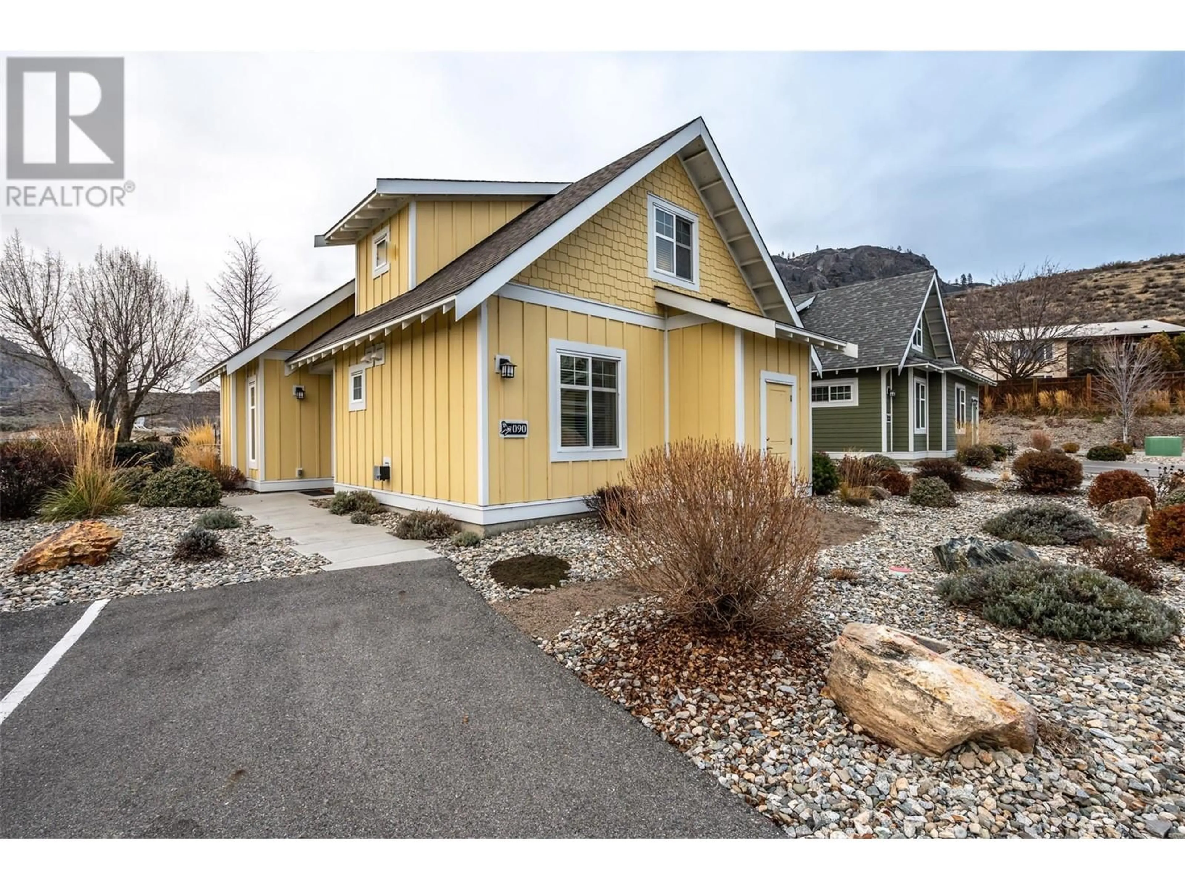 Home with vinyl exterior material, mountain view for 90 - 2450 RADIO TOWER ROAD, Oliver British Columbia V0H1T1