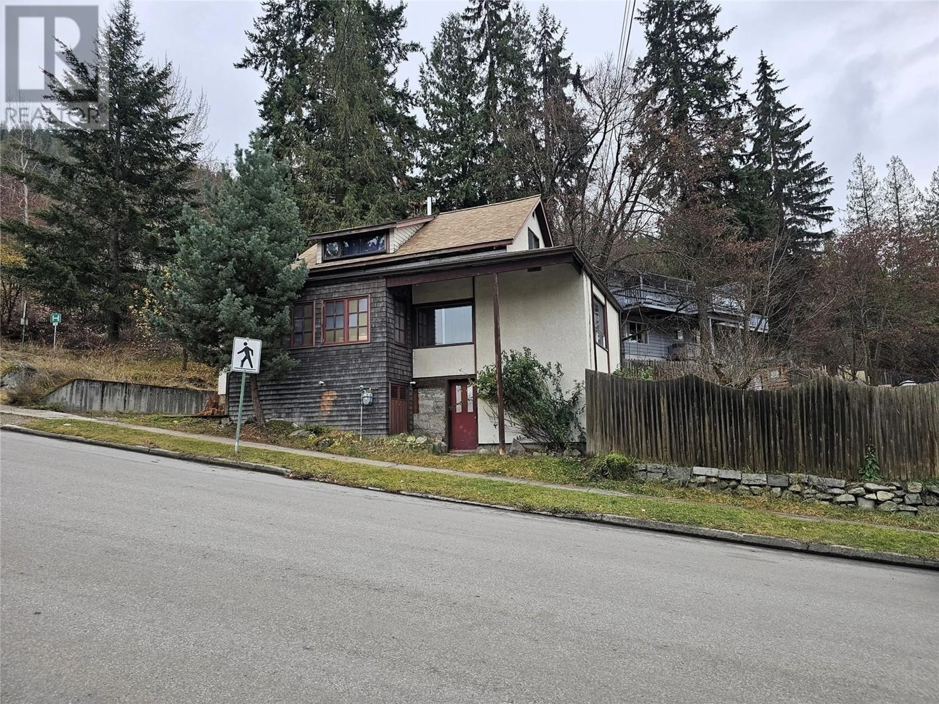 Frontside or backside of a home, the street view for 714 BEHNSEN Street, Nelson British Columbia V1L3X4