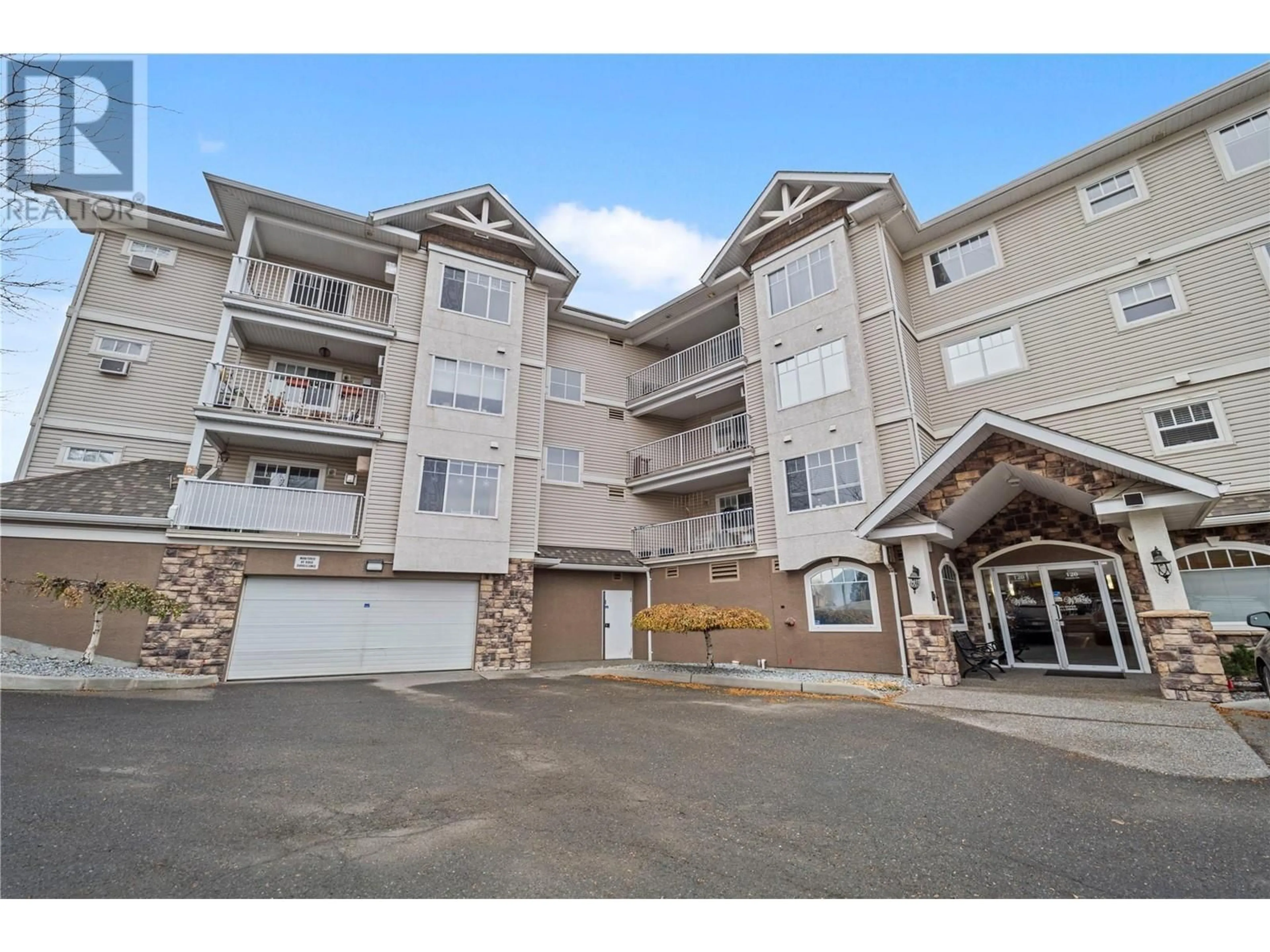 A pic from exterior of the house or condo, mountain for 120 Vernon Avenue Unit# 204, Kamloops British Columbia V2B1L6