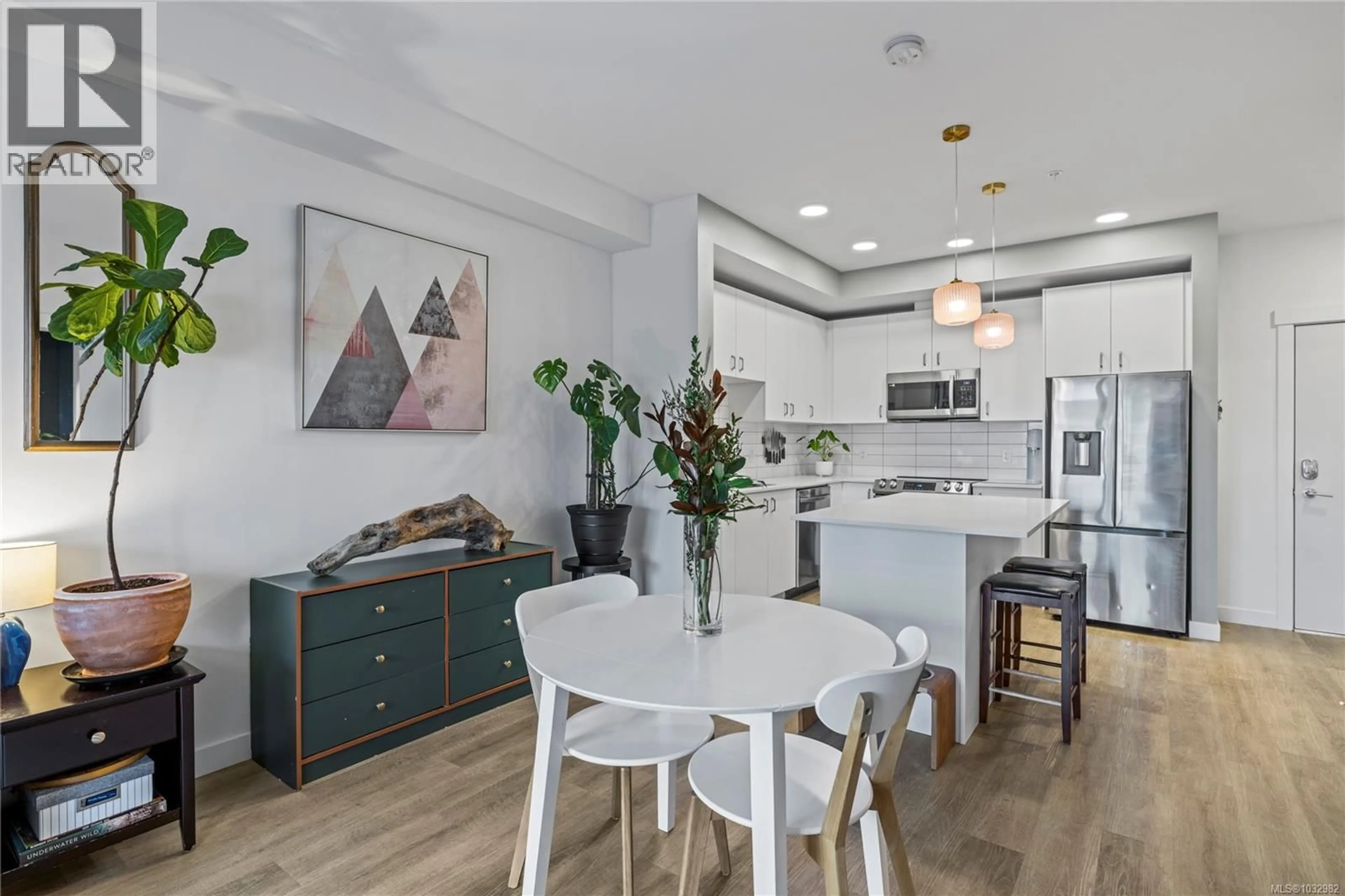 Open concept kitchen, unknown for 109W - 140 JENSEN AVENUE WEST, Parksville British Columbia V9P0H7