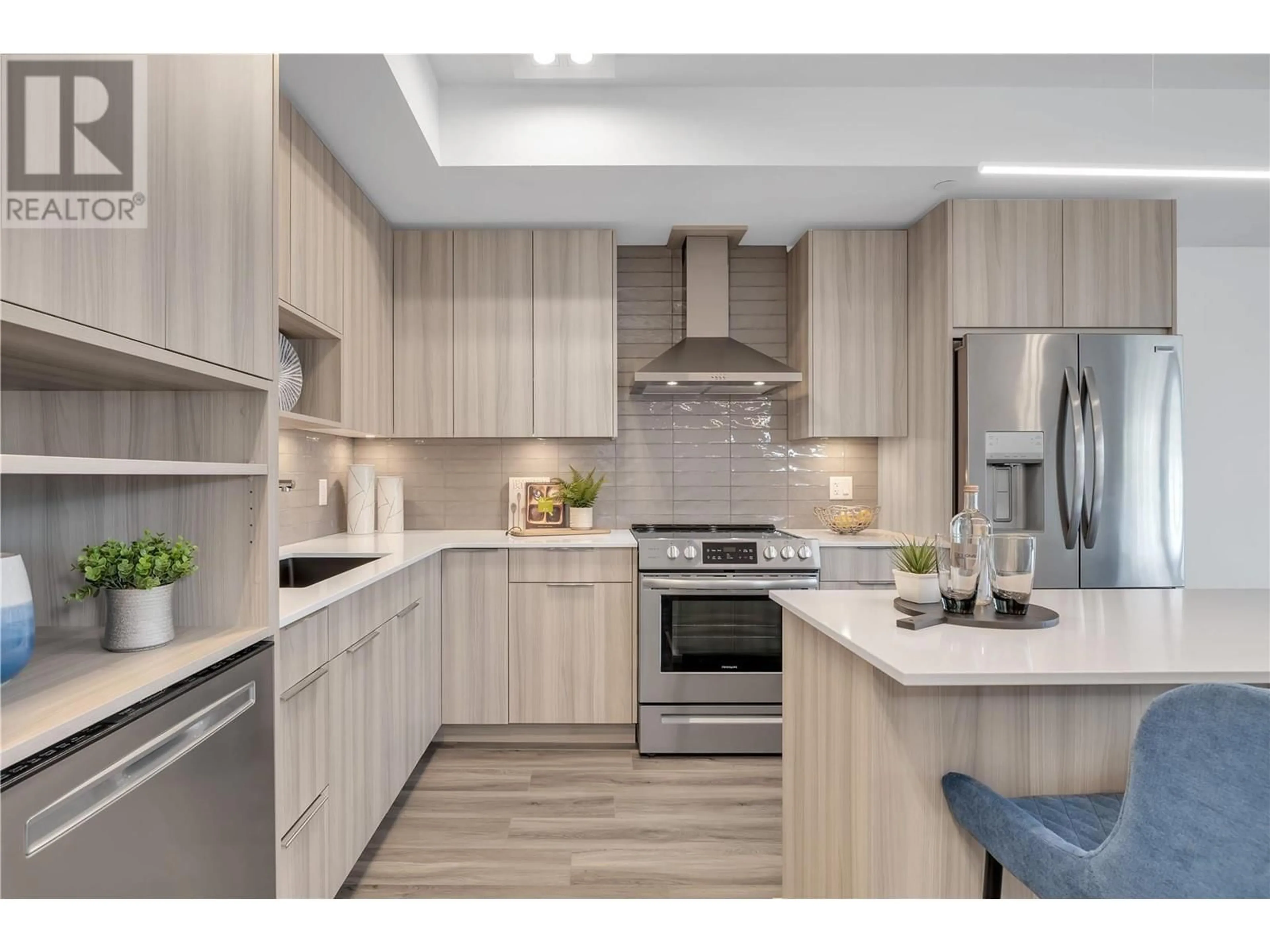 Unknown for 601B - 3634 MISSION SPRINGS DRIVE, Kelowna British Columbia V1W0C9