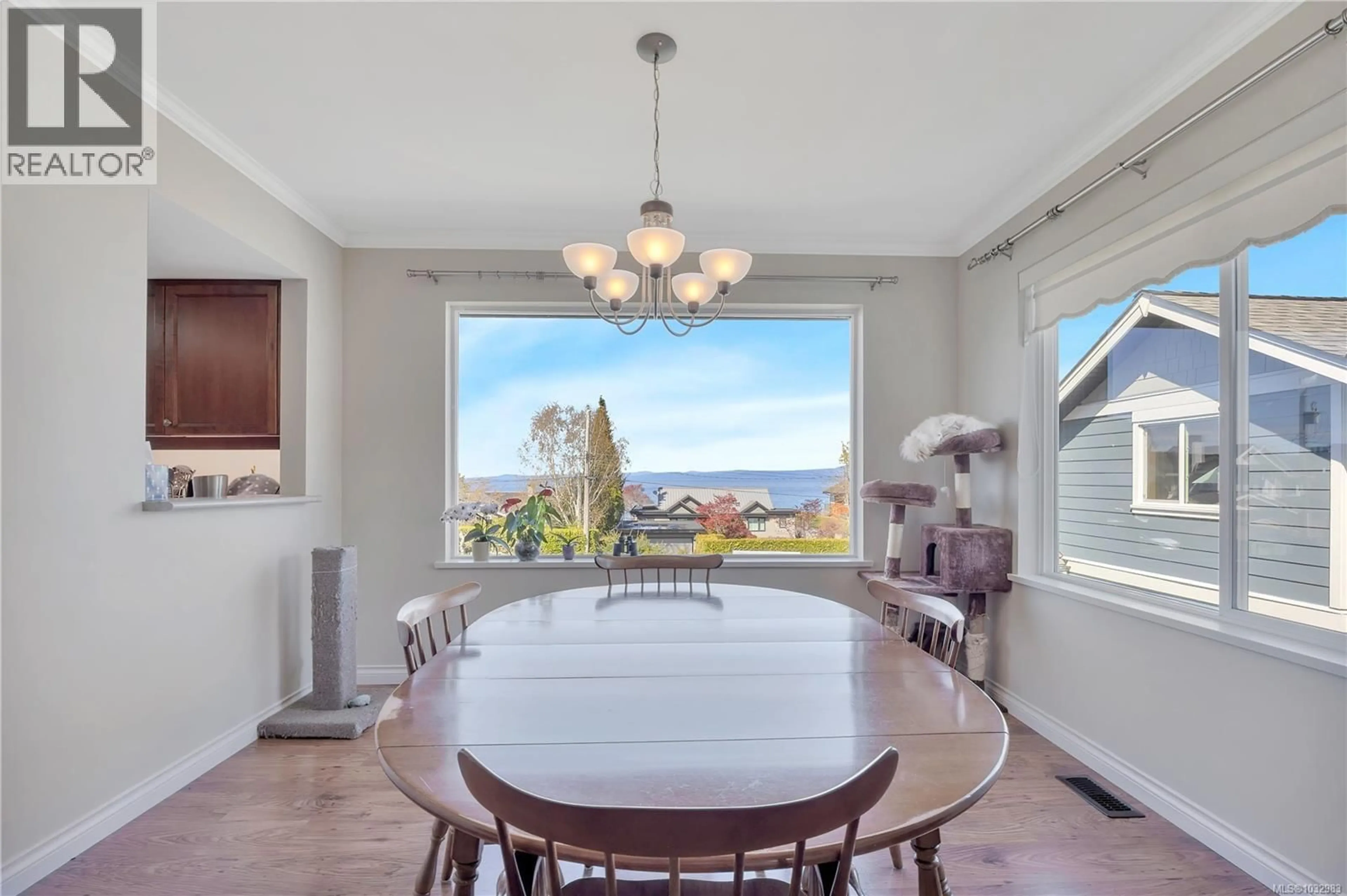 Dining room, unknown for 315 CRESCENT ROAD WEST, Qualicum Beach British Columbia V9K1J7