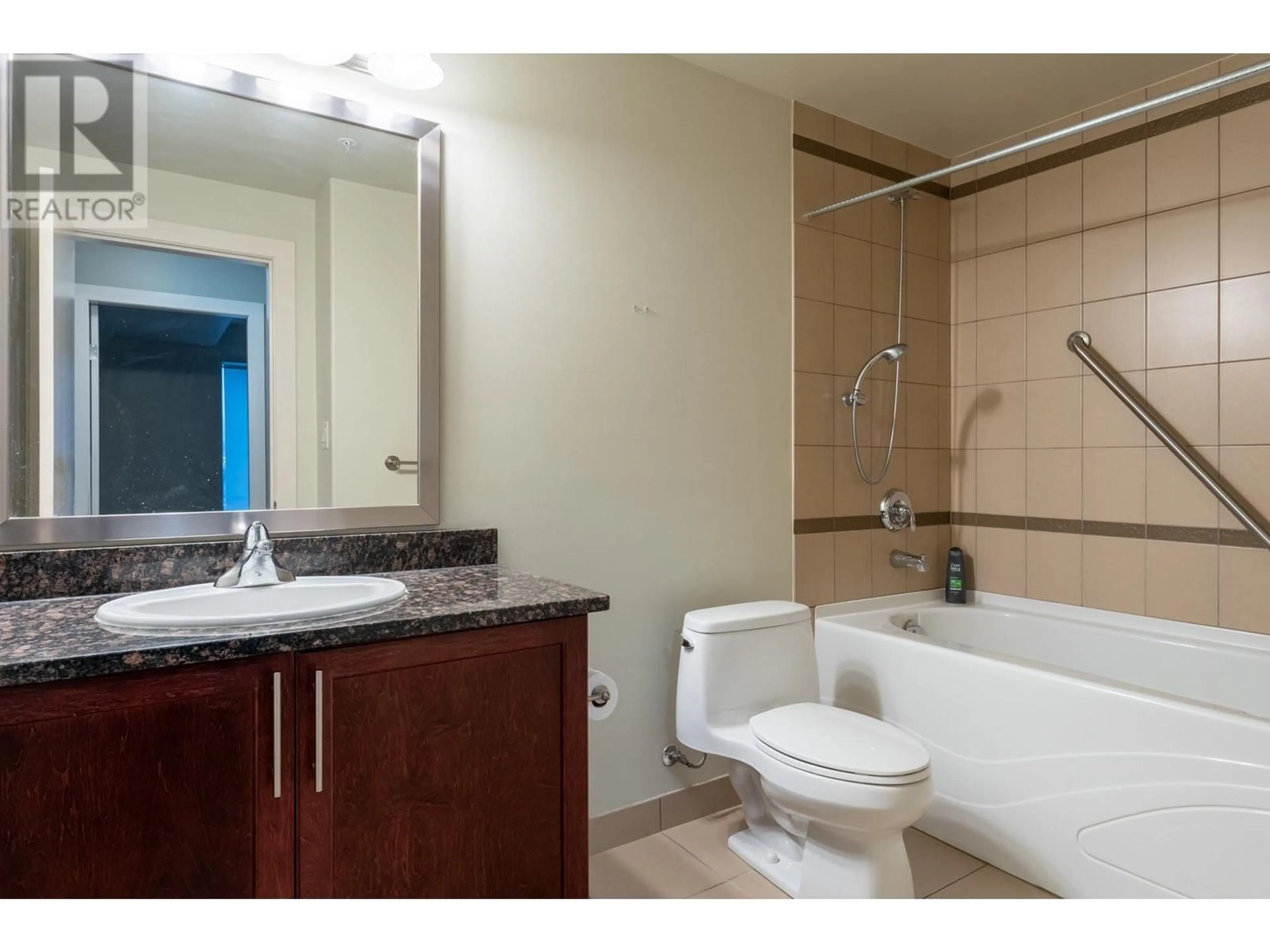 Standard bathroom, unknown for 708 - 1160 BERNARD AVENUE, Kelowna British Columbia V1Y6R2