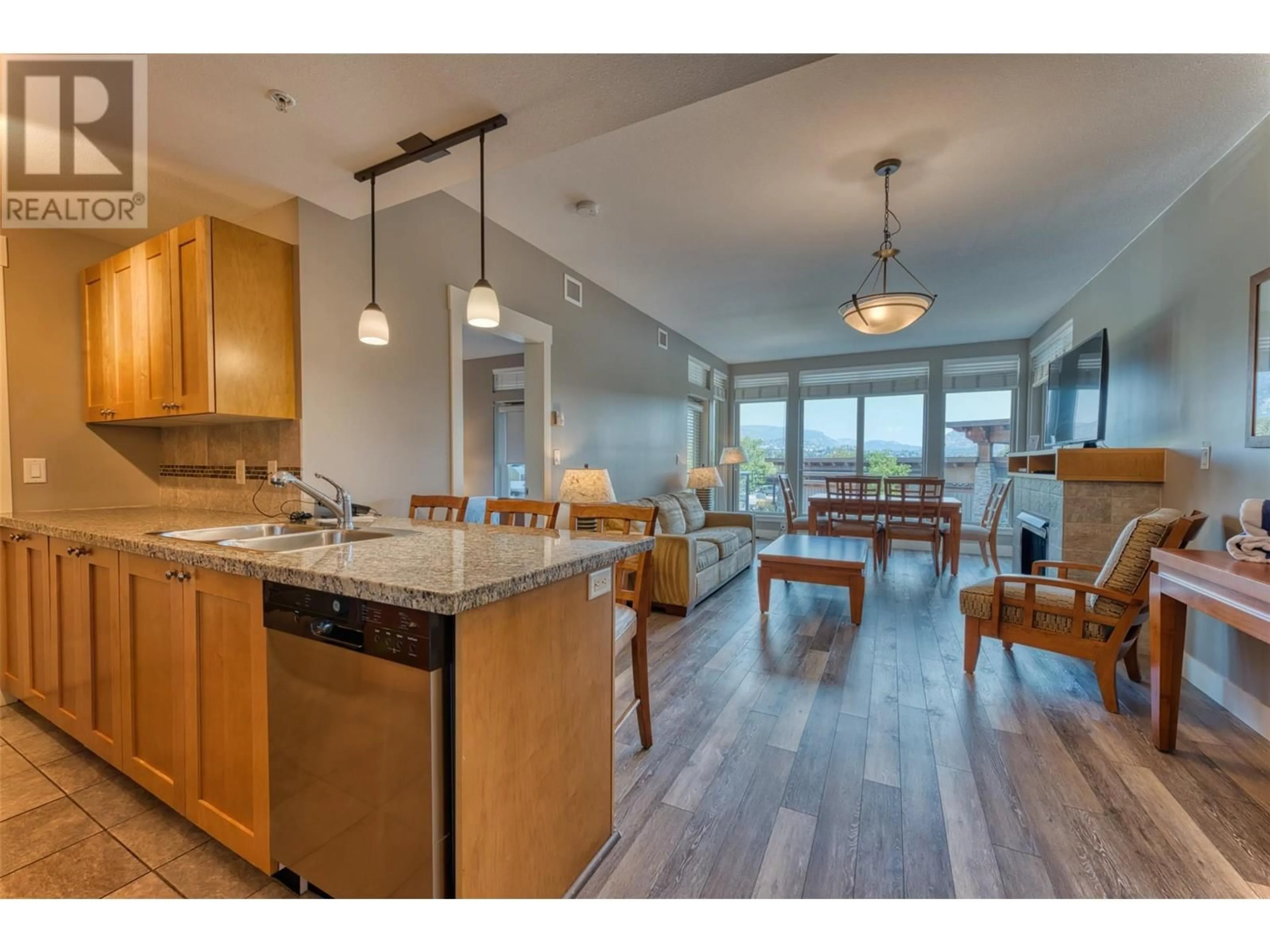 Open concept kitchen for 4205 Gellatly Road Unit# 241 Lot# 75, West Kelowna British Columbia V4T2K2