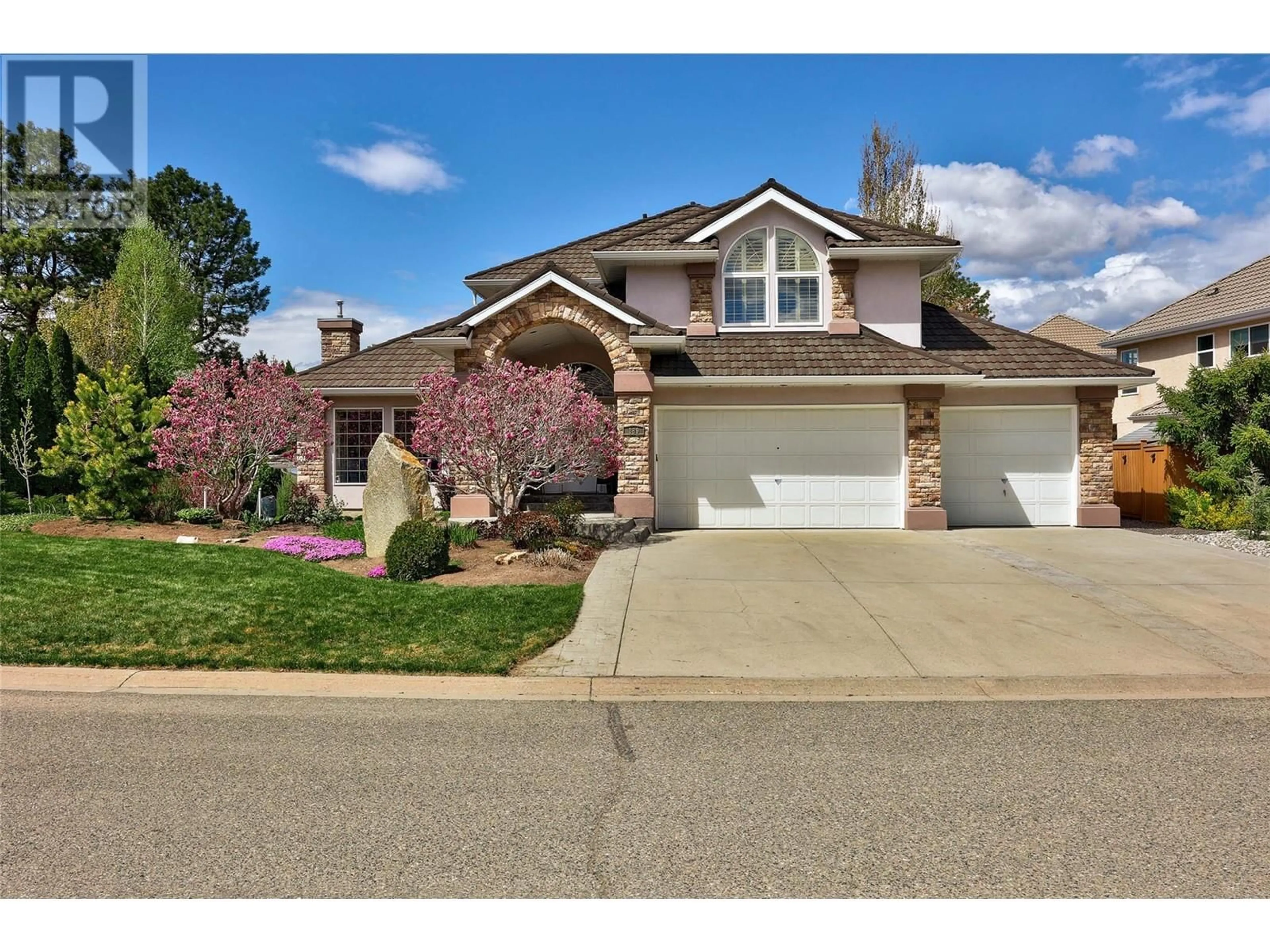 Frontside or backside of a home, the street view for 189 TROPHY Court, Kamloops British Columbia V2H1T7