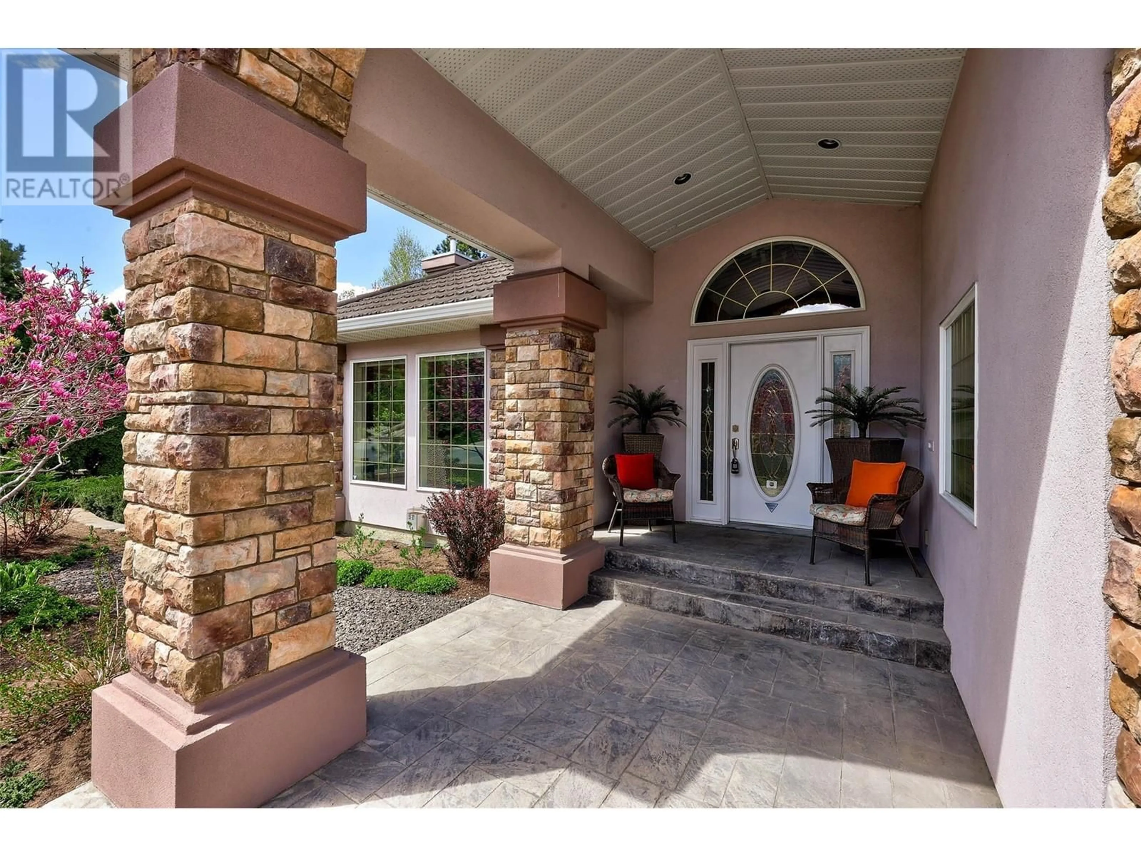 Indoor entryway, ceramic floors for 189 TROPHY Court, Kamloops British Columbia V2H1T7