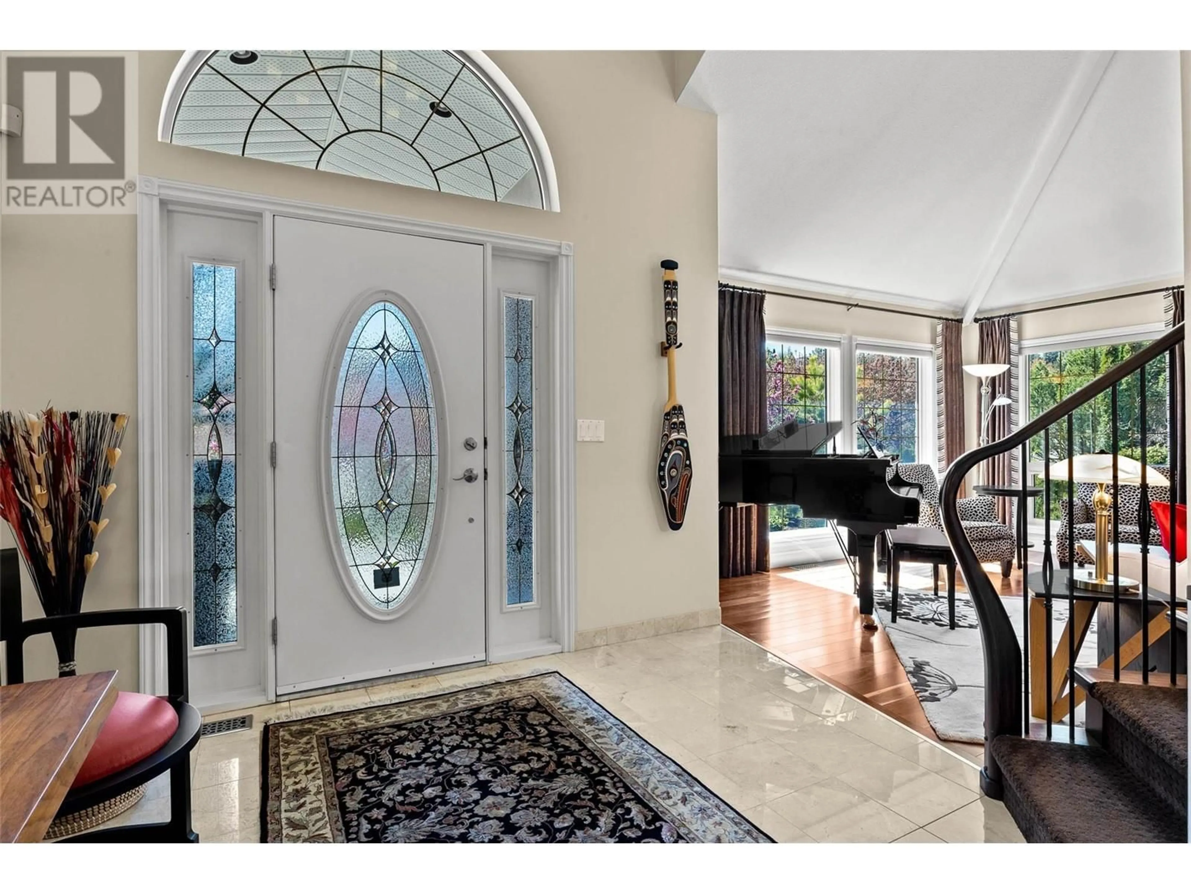 Indoor entryway, wood floors for 189 TROPHY Court, Kamloops British Columbia V2H1T7