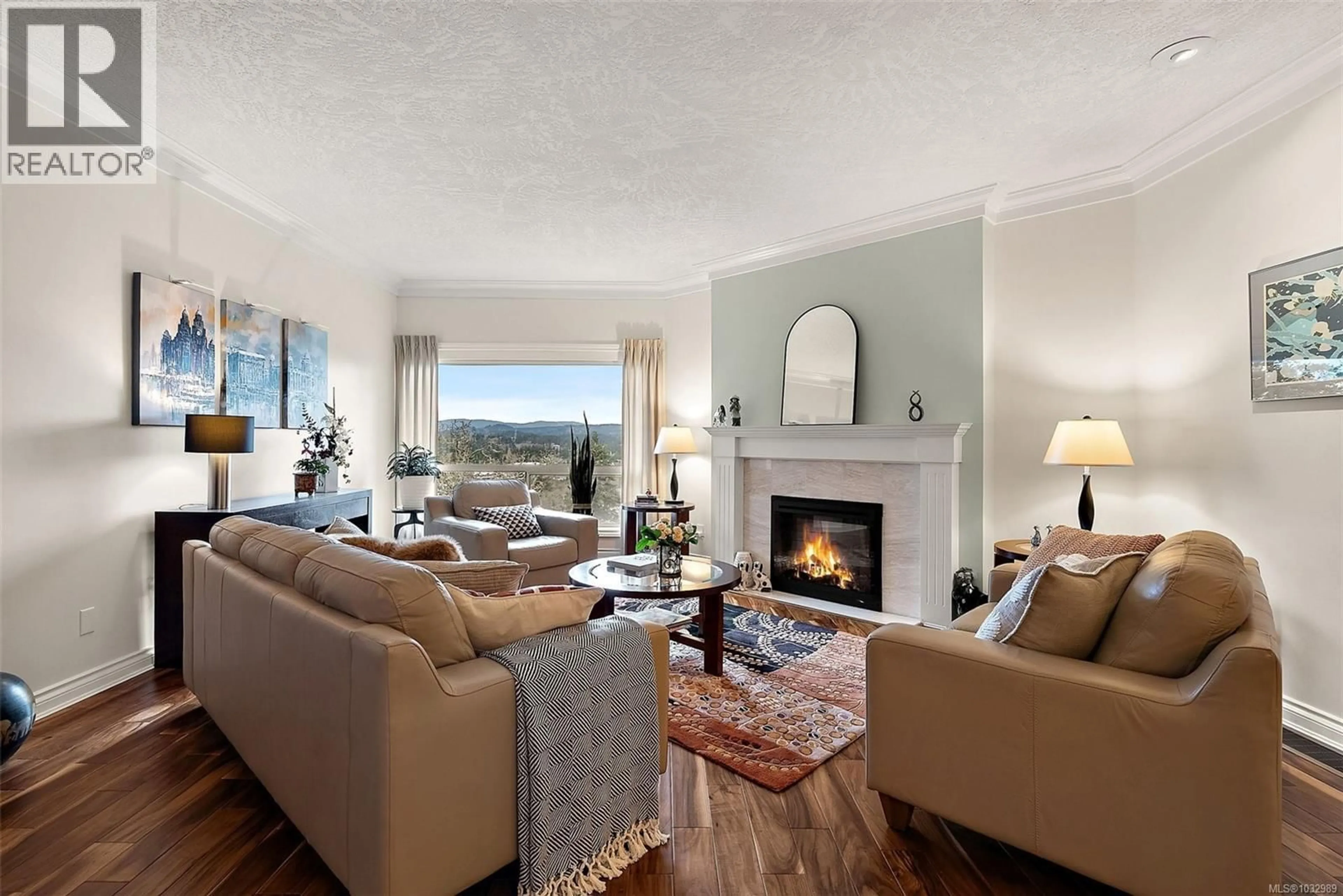 Living room with furniture, unknown for 13 - 4300 STONEYWOOD LANE, Saanich British Columbia V8X5A5