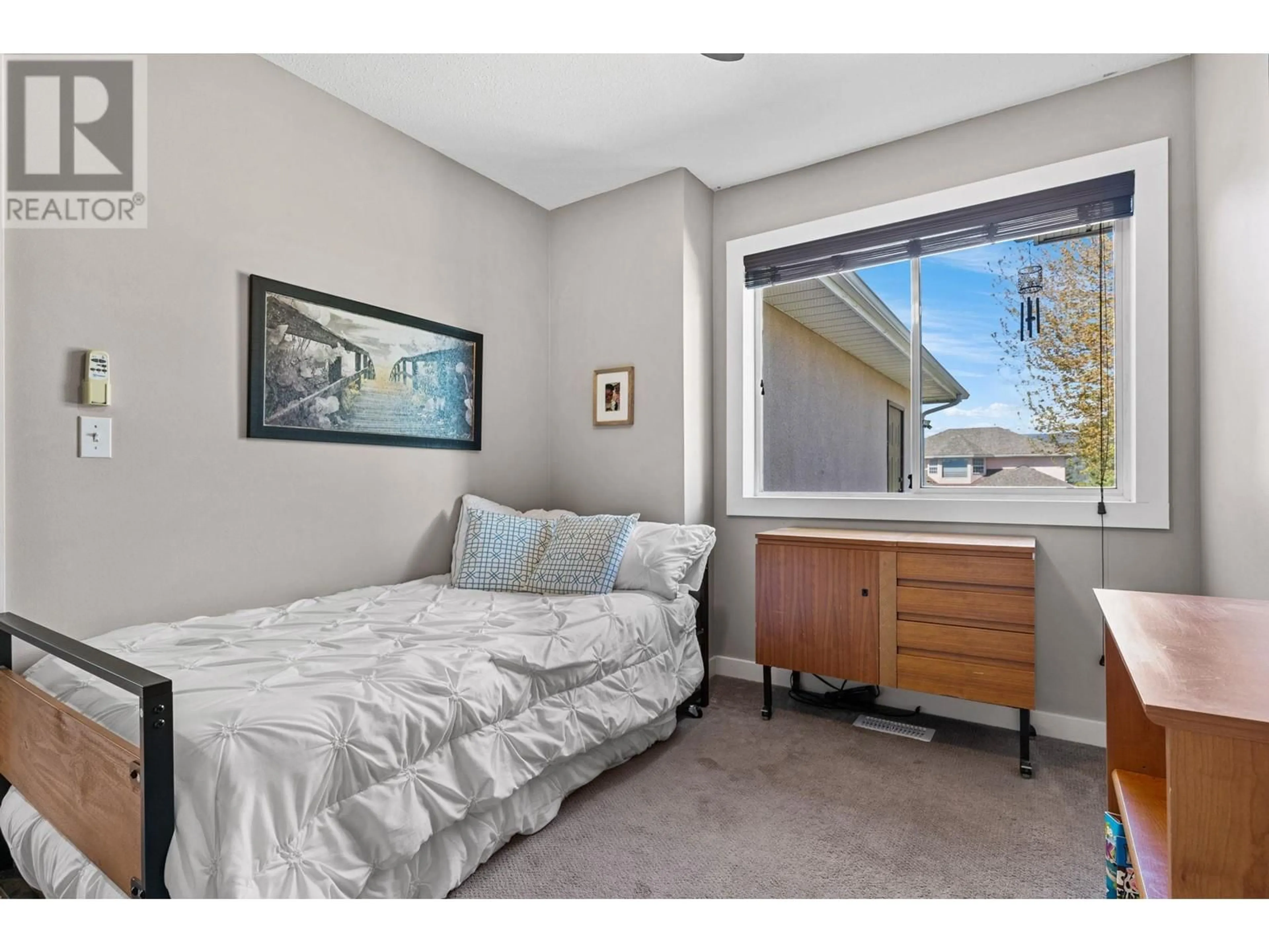 Bedroom with bed, unknown for 2663 PAULA ROAD, West Kelowna British Columbia V1Z3L7