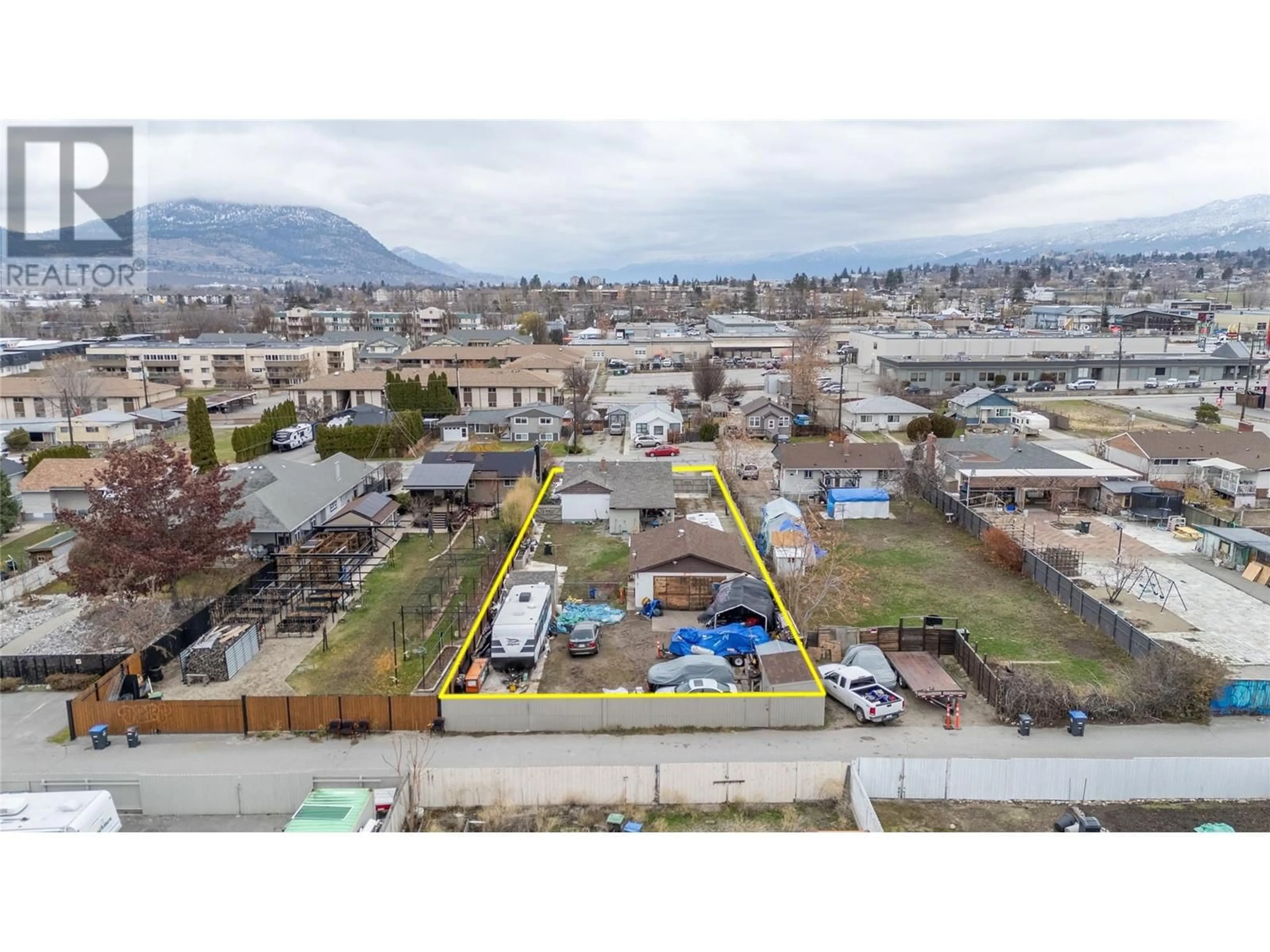 A pic from outside/outdoor area/front of a property/back of a property/a pic from drone, mountain view for 52 OKANAGAN AVENUE WEST, Penticton British Columbia V2A3K9