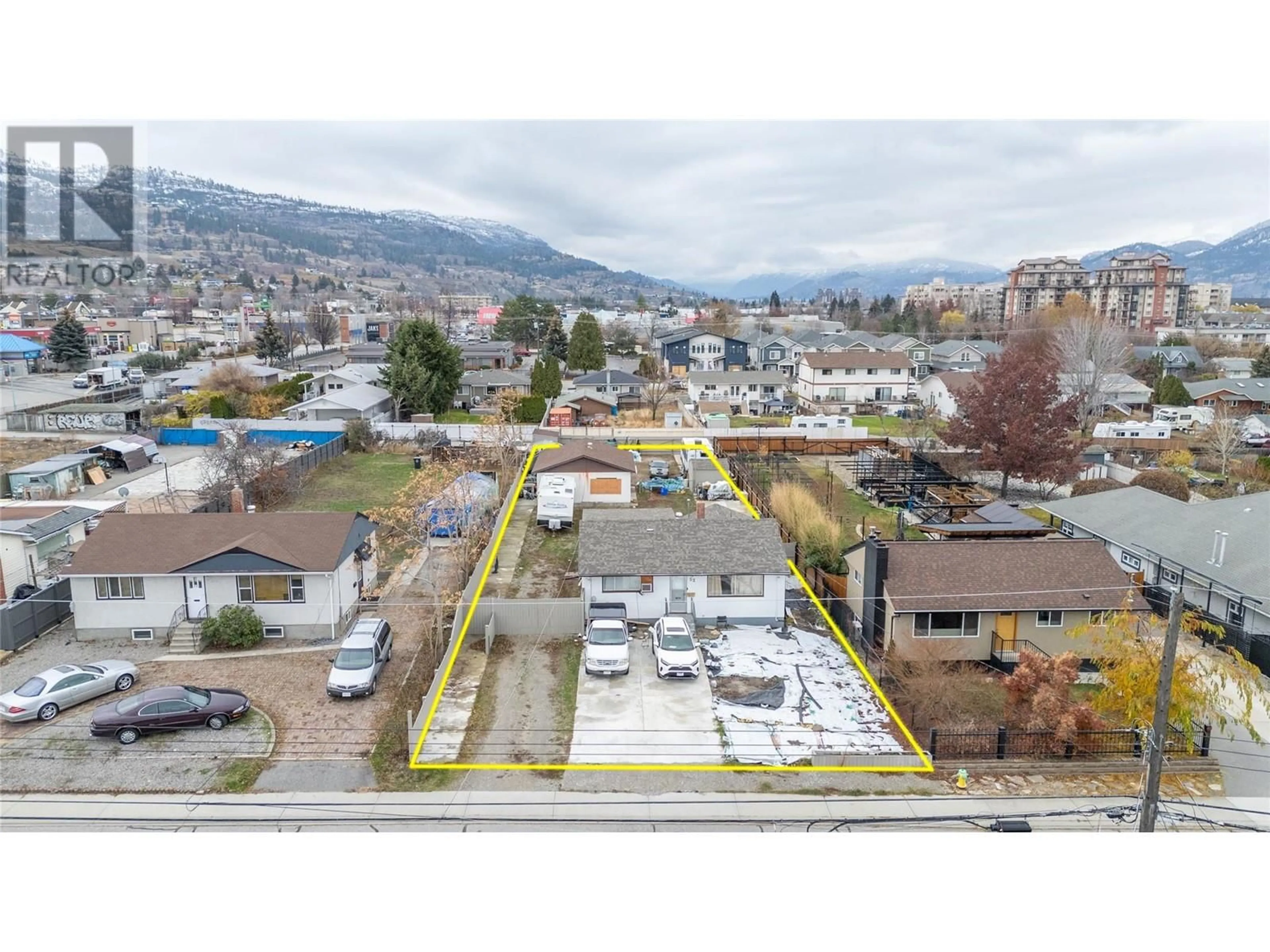 A pic from outside/outdoor area/front of a property/back of a property/a pic from drone, mountain view for 52 OKANAGAN AVENUE WEST, Penticton British Columbia V2A3K9