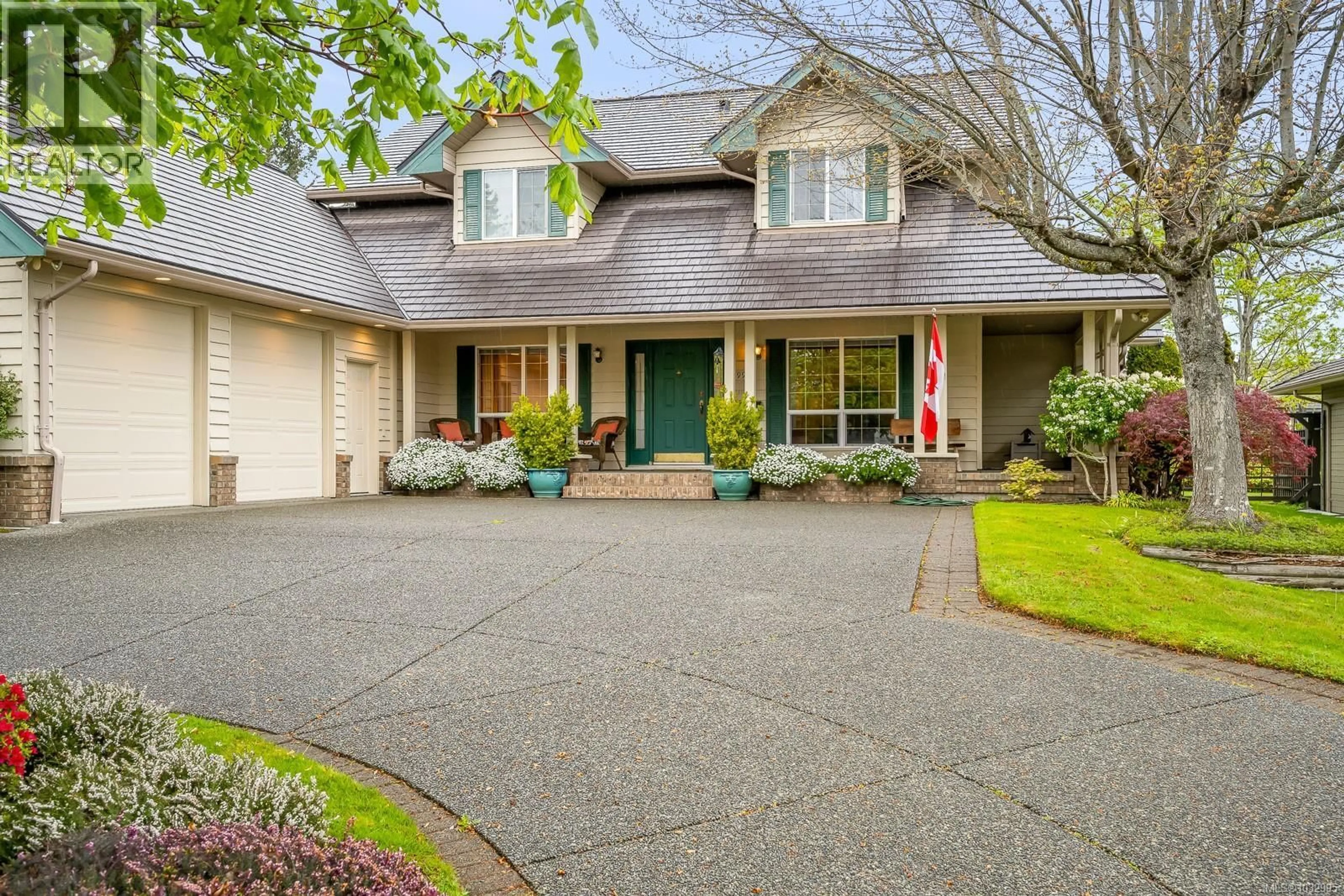 Home with vinyl exterior material, street for 2996 ROYAL VISTA WAY, Courtenay British Columbia V9N9X3