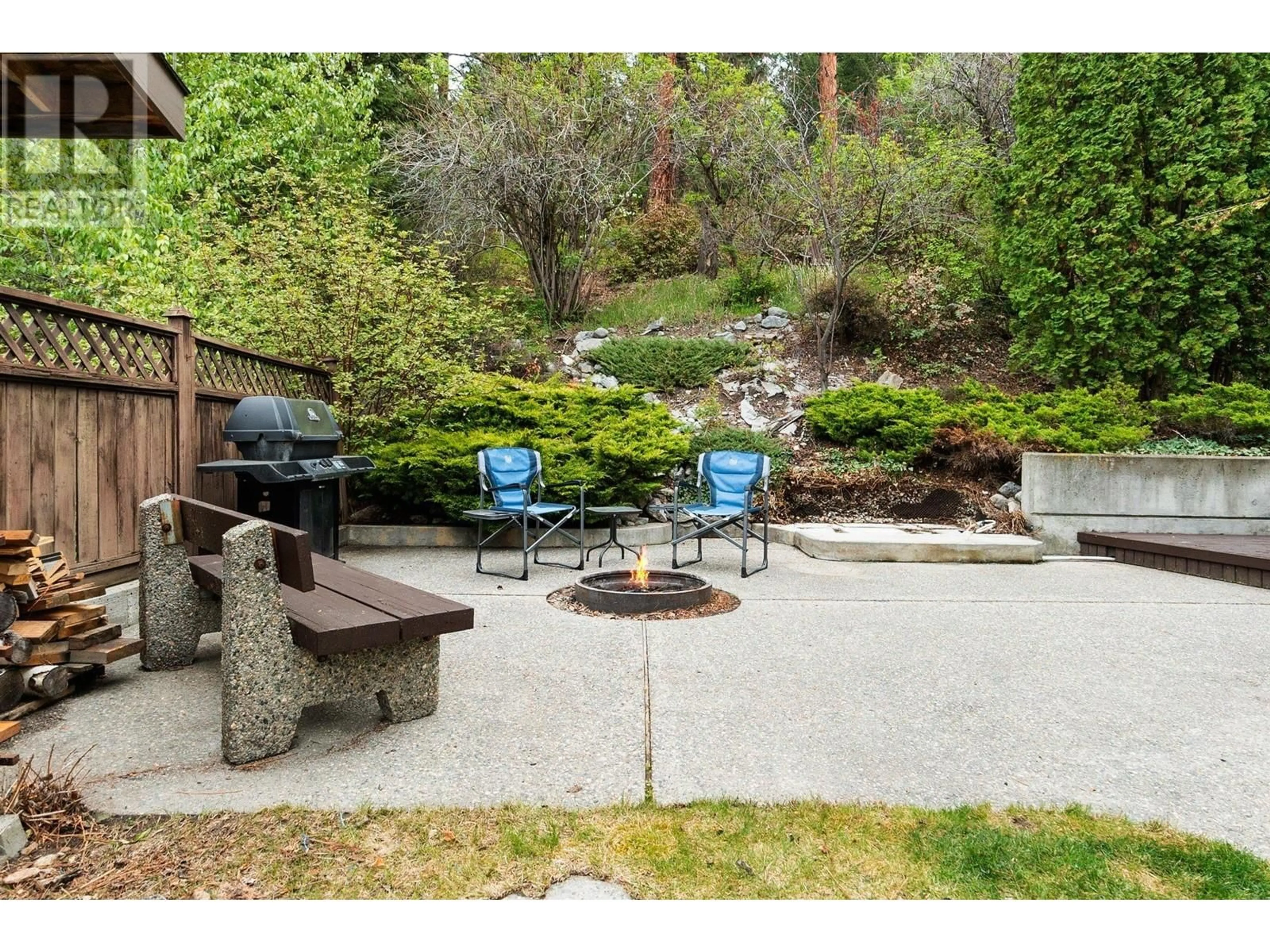 Patio, water/lake/river/ocean view for 3281 JUNIPER DRIVE, Naramata British Columbia V0H1N1