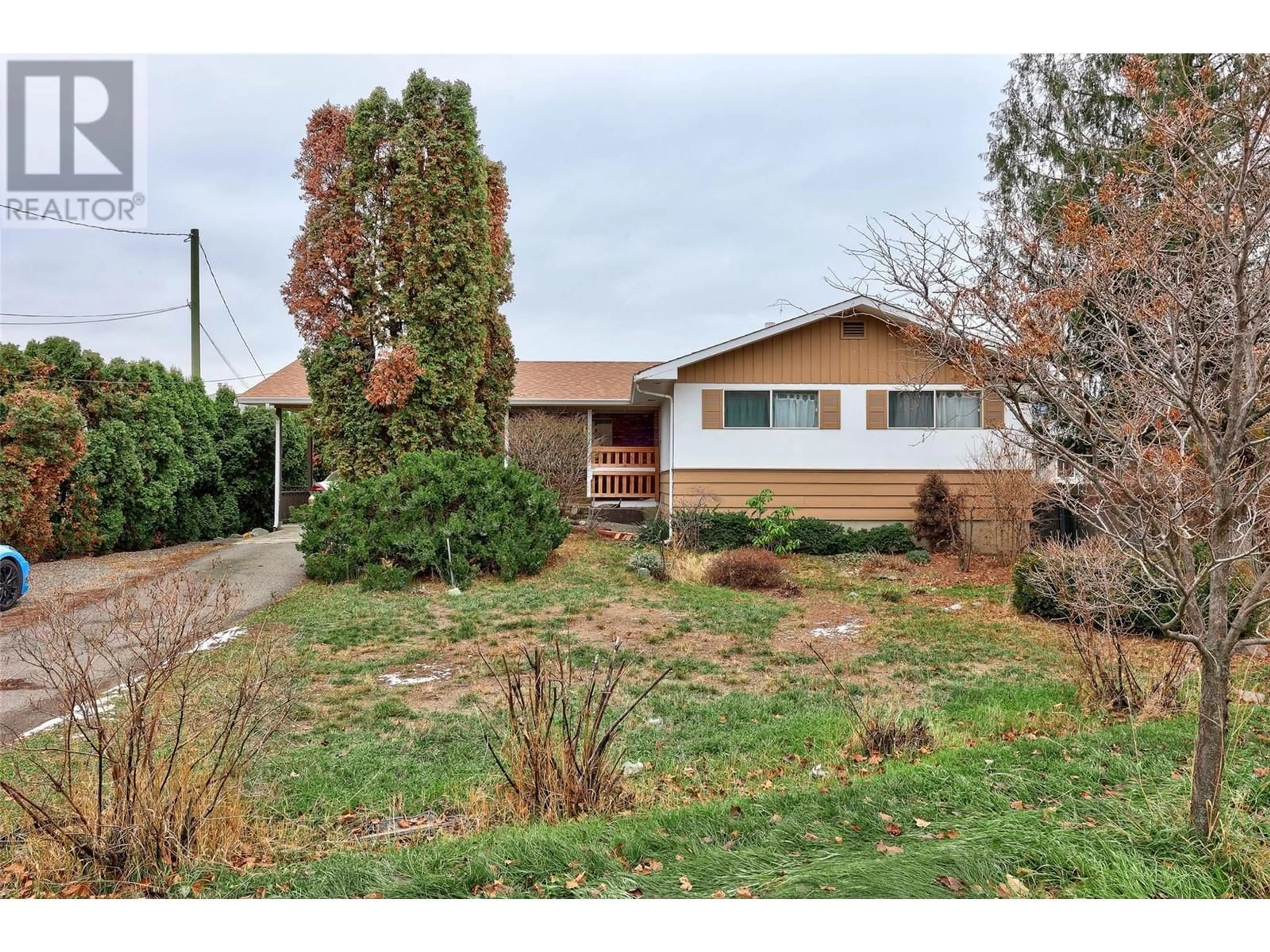 Frontside or backside of a home, the street view for 1851 PARKCREST AVE Avenue, Kamloops British Columbia V2B4W8