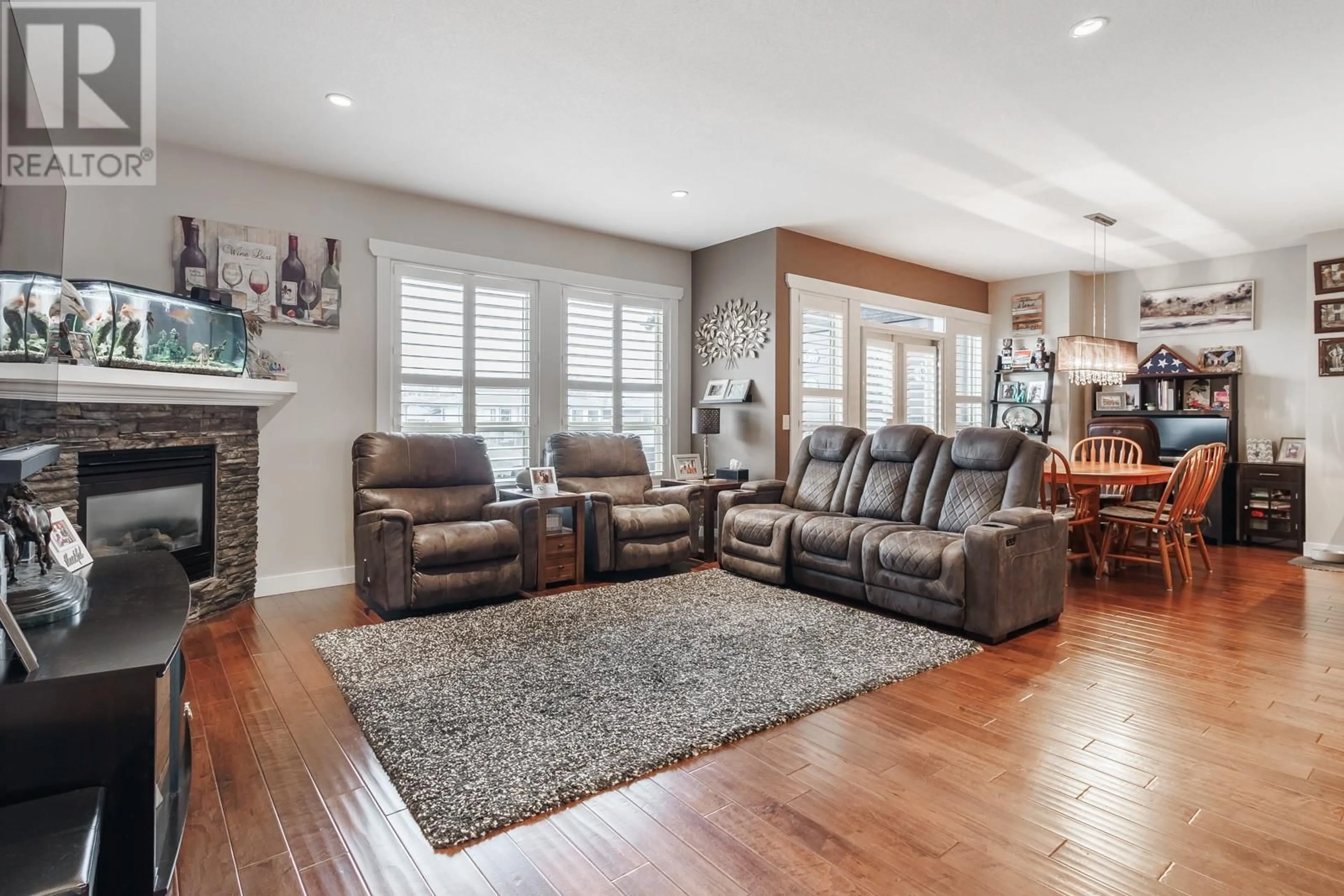 Living room, wood floors for 12872 Lake Hill Drive, Lake Country British Columbia V4V2P7