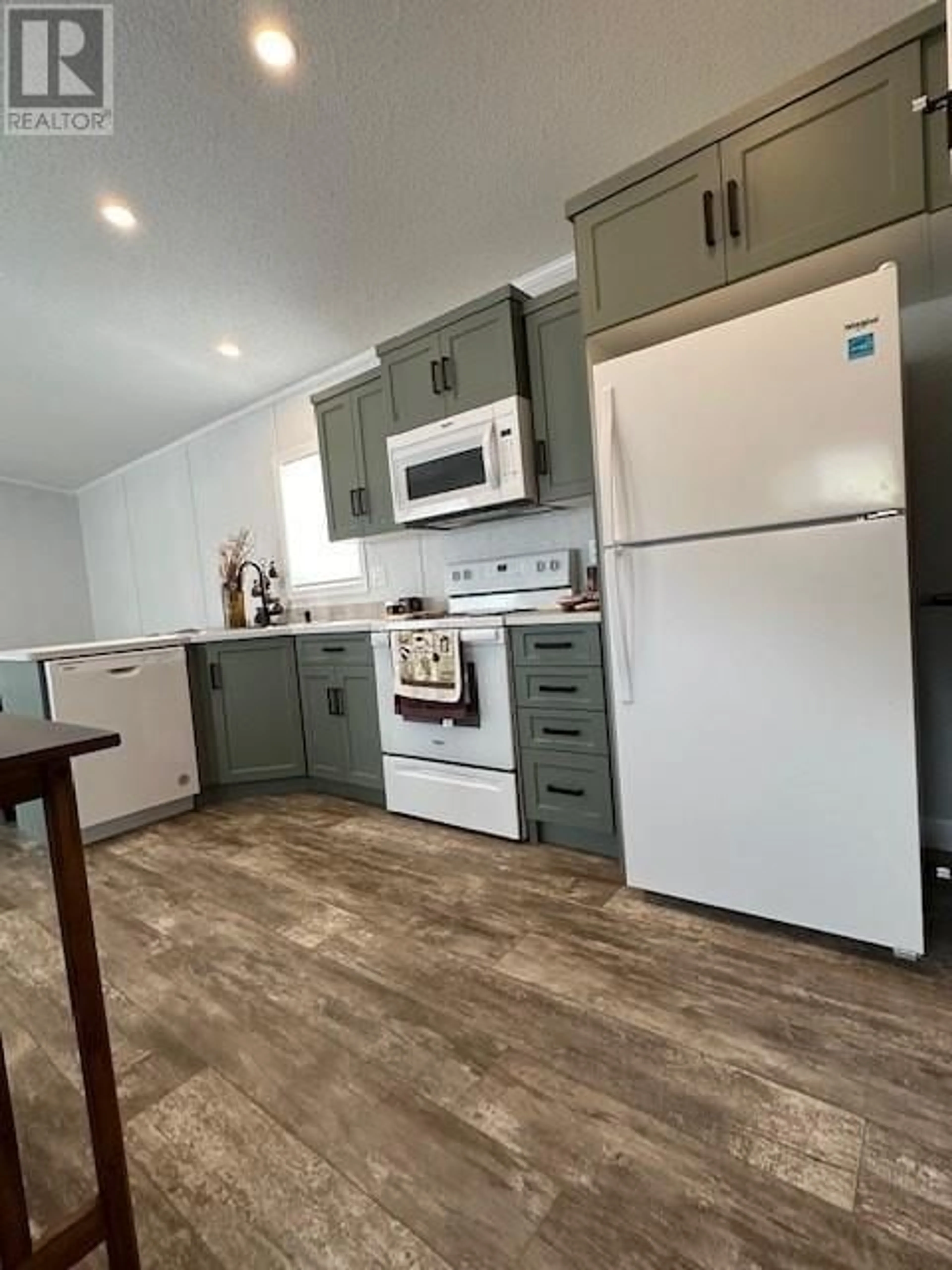 Open concept kitchen, unknown for 235 Aylmer Road Unit# 29, Chase British Columbia V0E1M0