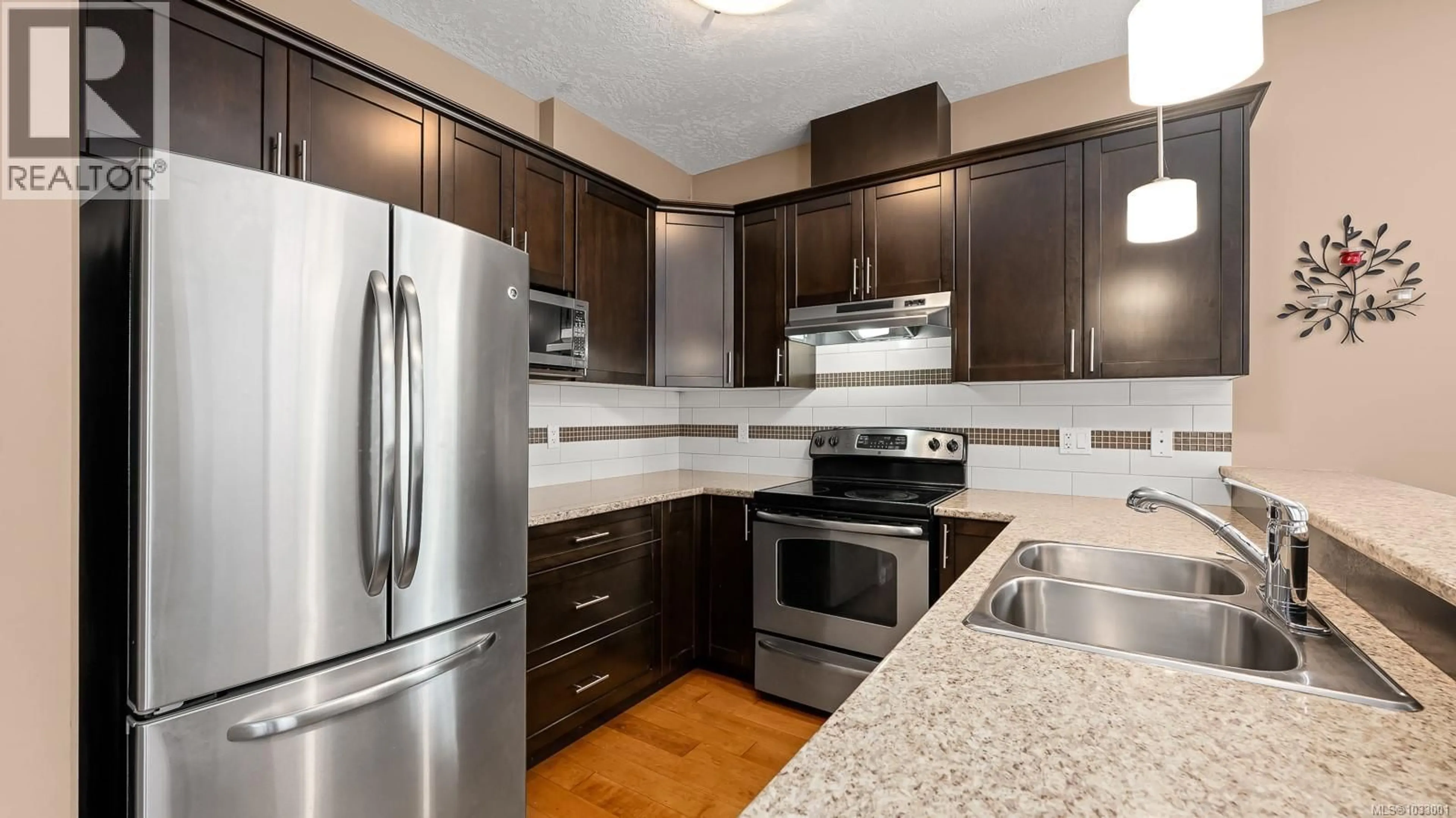 Standard kitchen, unknown for 13 - 2112 CUMBERLAND ROAD, Courtenay British Columbia V9N2E9