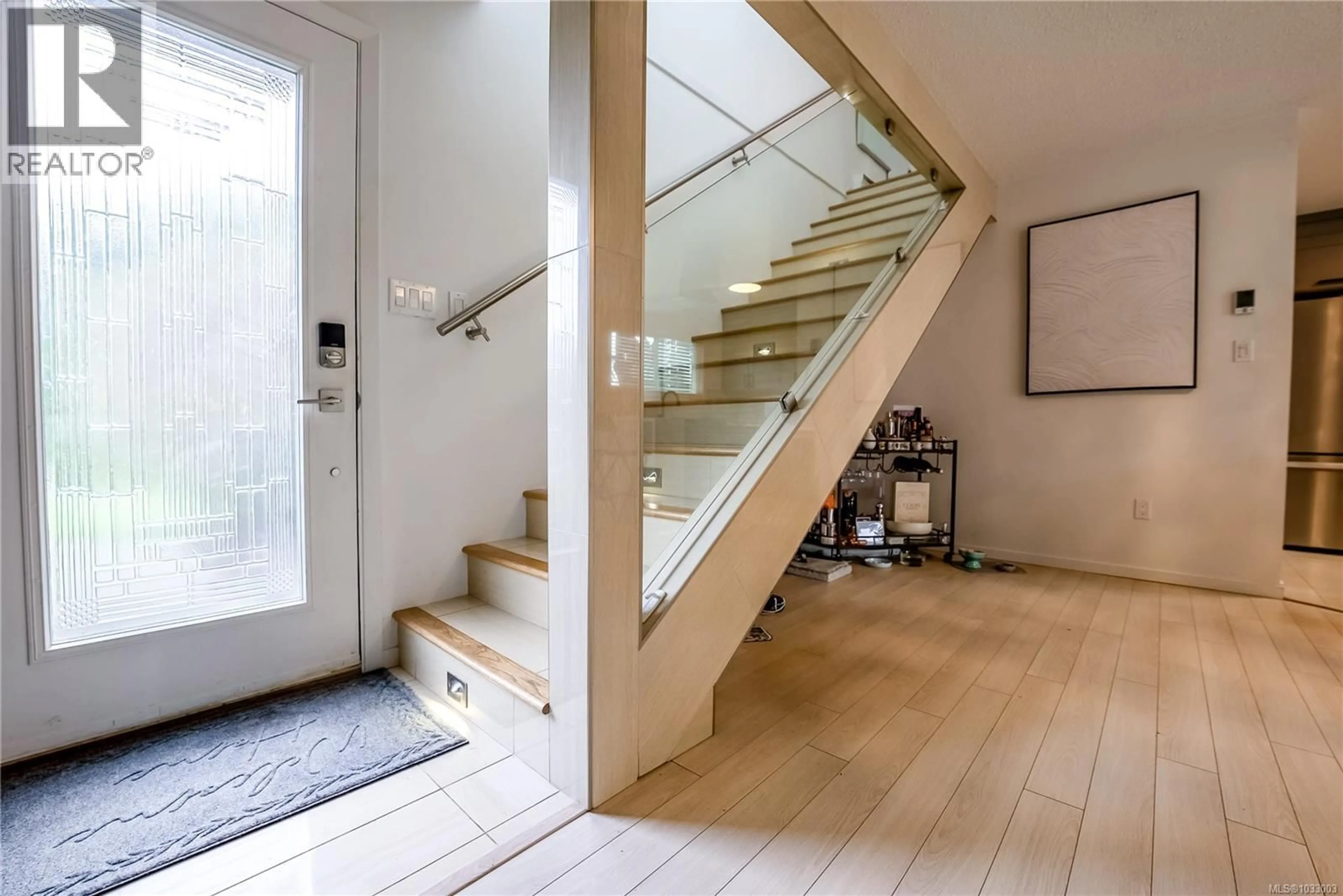 Unknown for 102 - 2860 SOOKE LAKE ROAD, Langford British Columbia V9B4R3