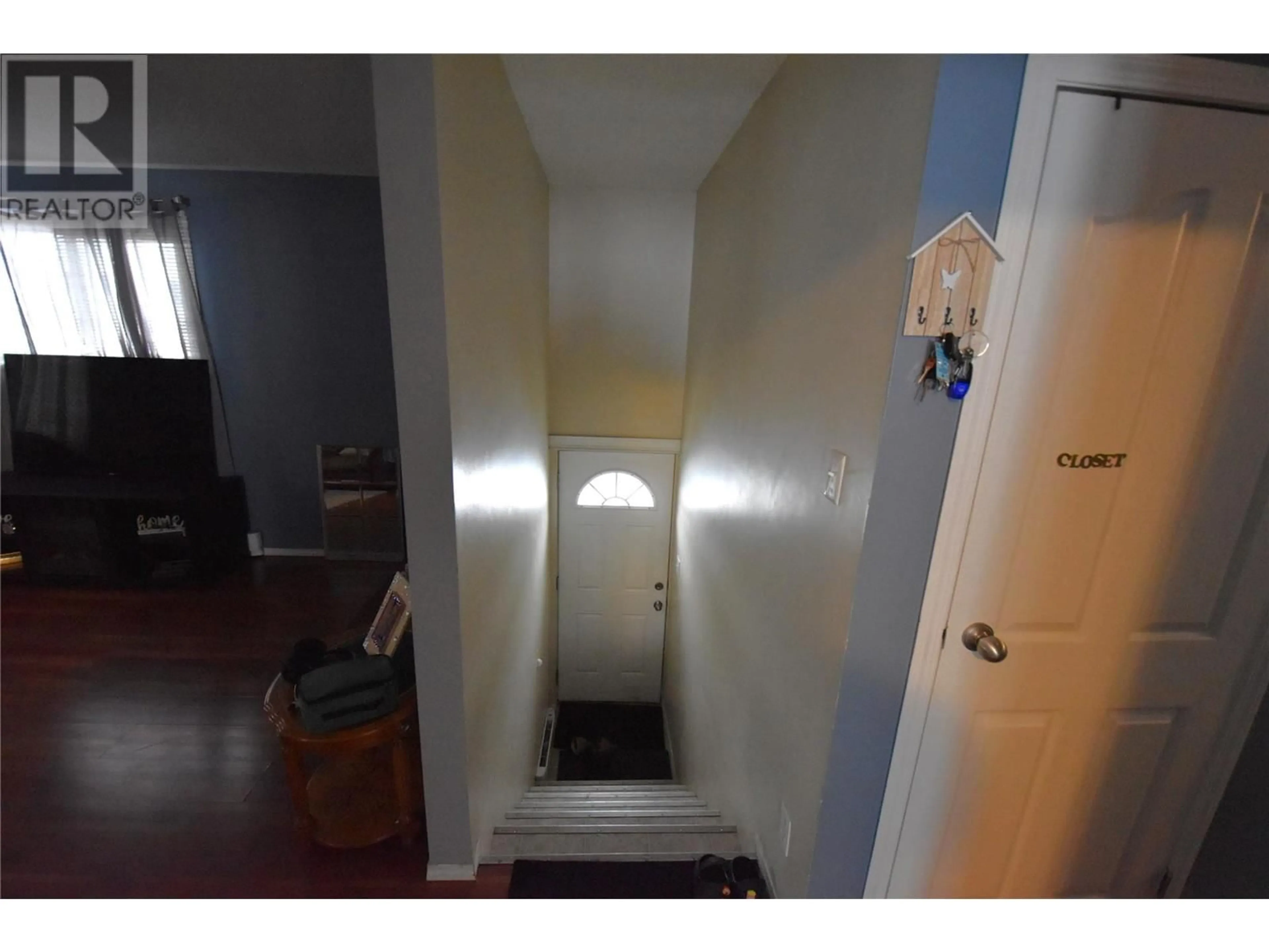 Unknown for 1 & 2 - 335 3RD AVE S STREET, Cranbrook British Columbia V1C2C1