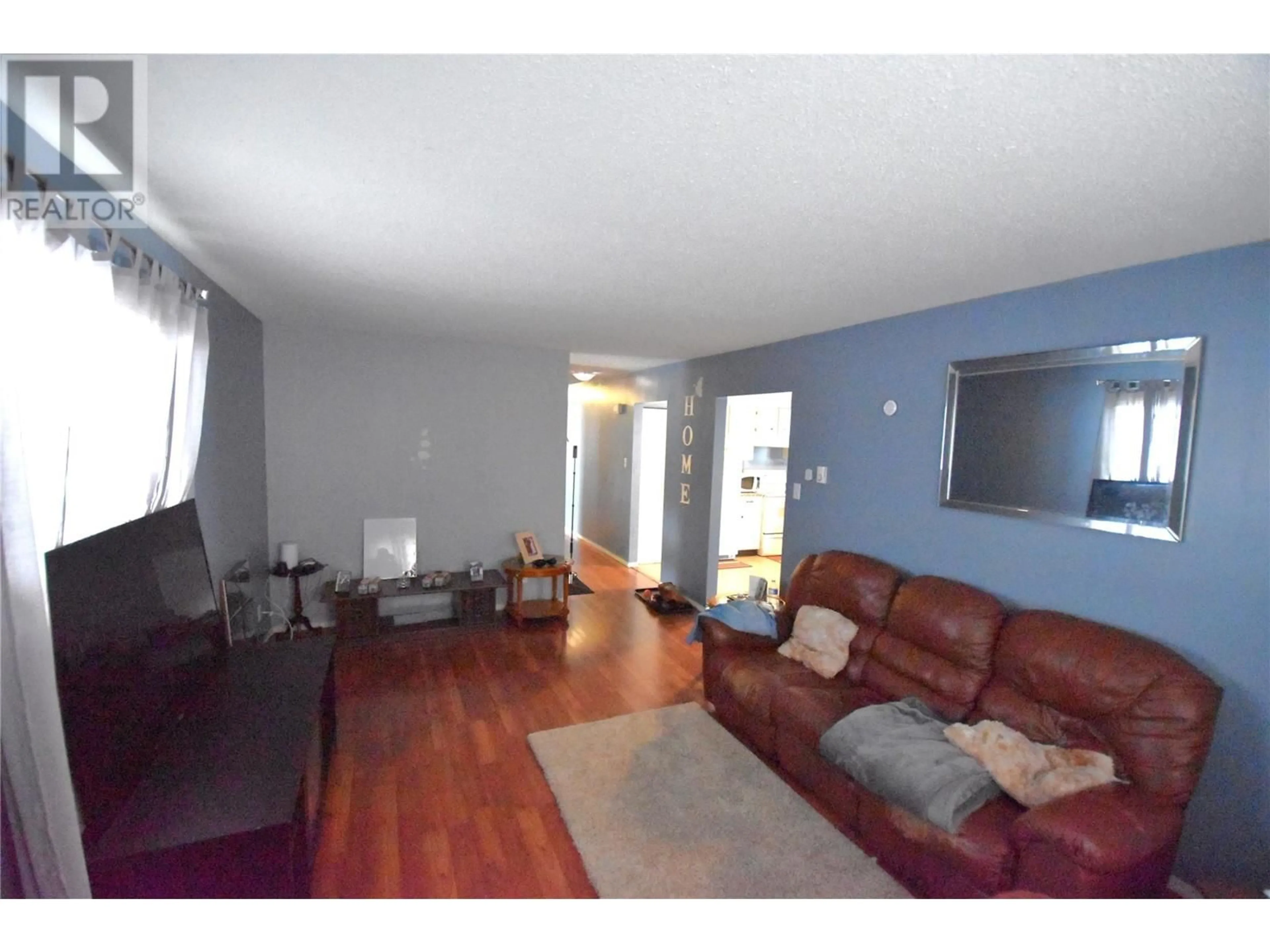 A pic of a room for 1 & 2 - 335 3RD AVE S STREET, Cranbrook British Columbia V1C2C1
