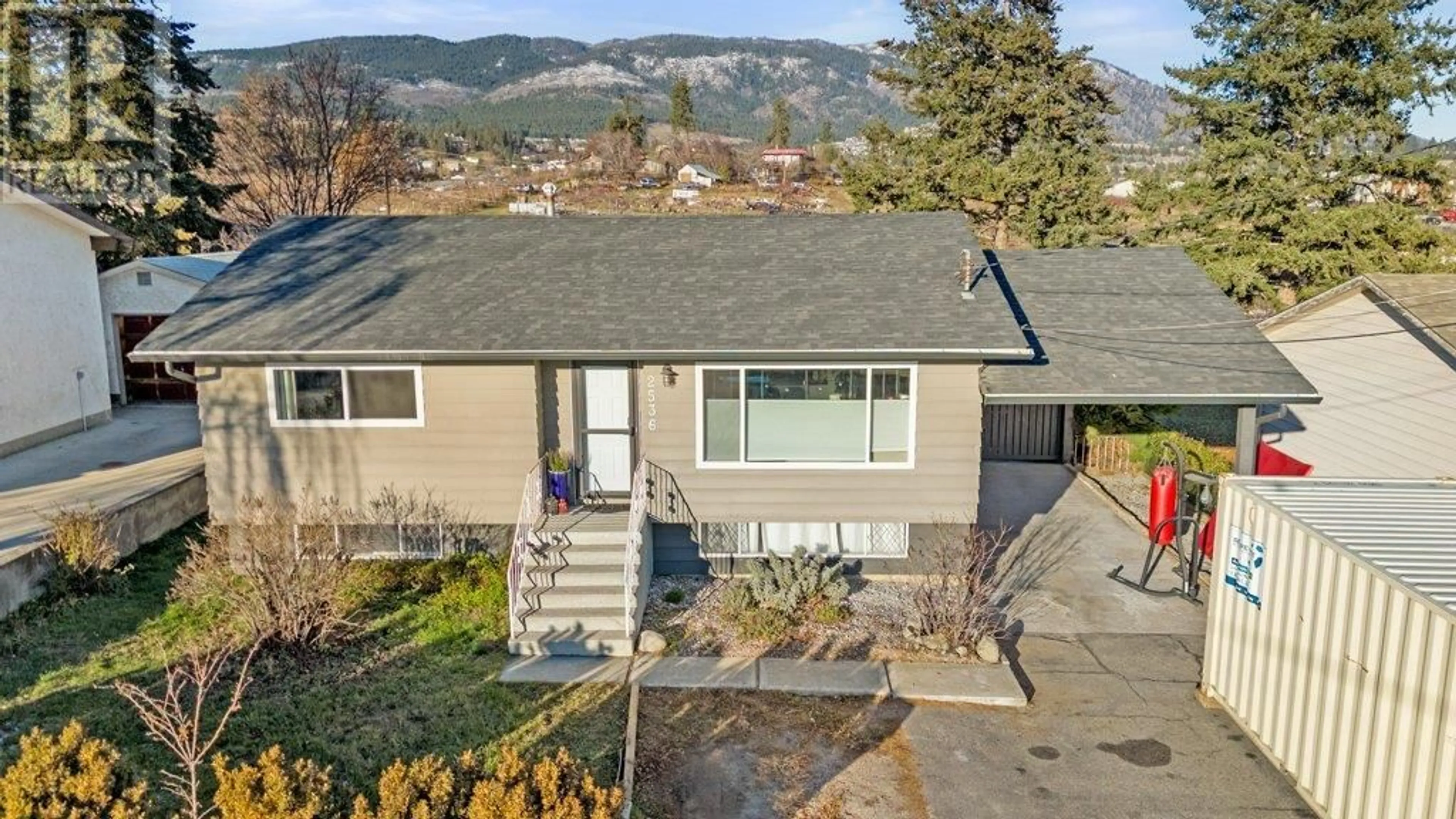 A pic from outside/outdoor area/front of a property/back of a property/a pic from drone, mountain view for 2536 Delray Road, West Kelowna British Columbia V4T1P9