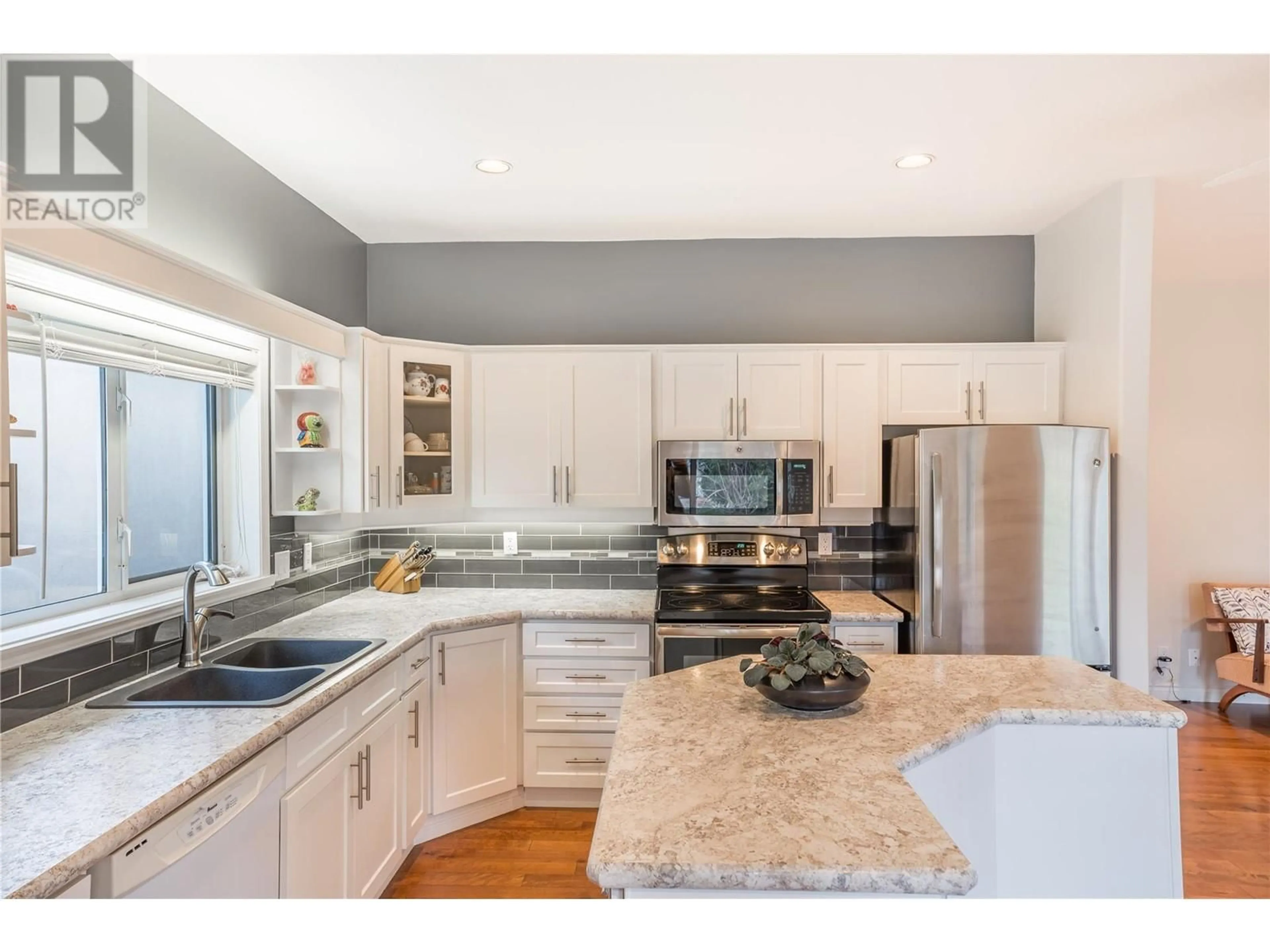 Open concept kitchen, ceramic/tile floor for 9800 Turner Street Unit# 32, Summerland British Columbia V0H1Z5