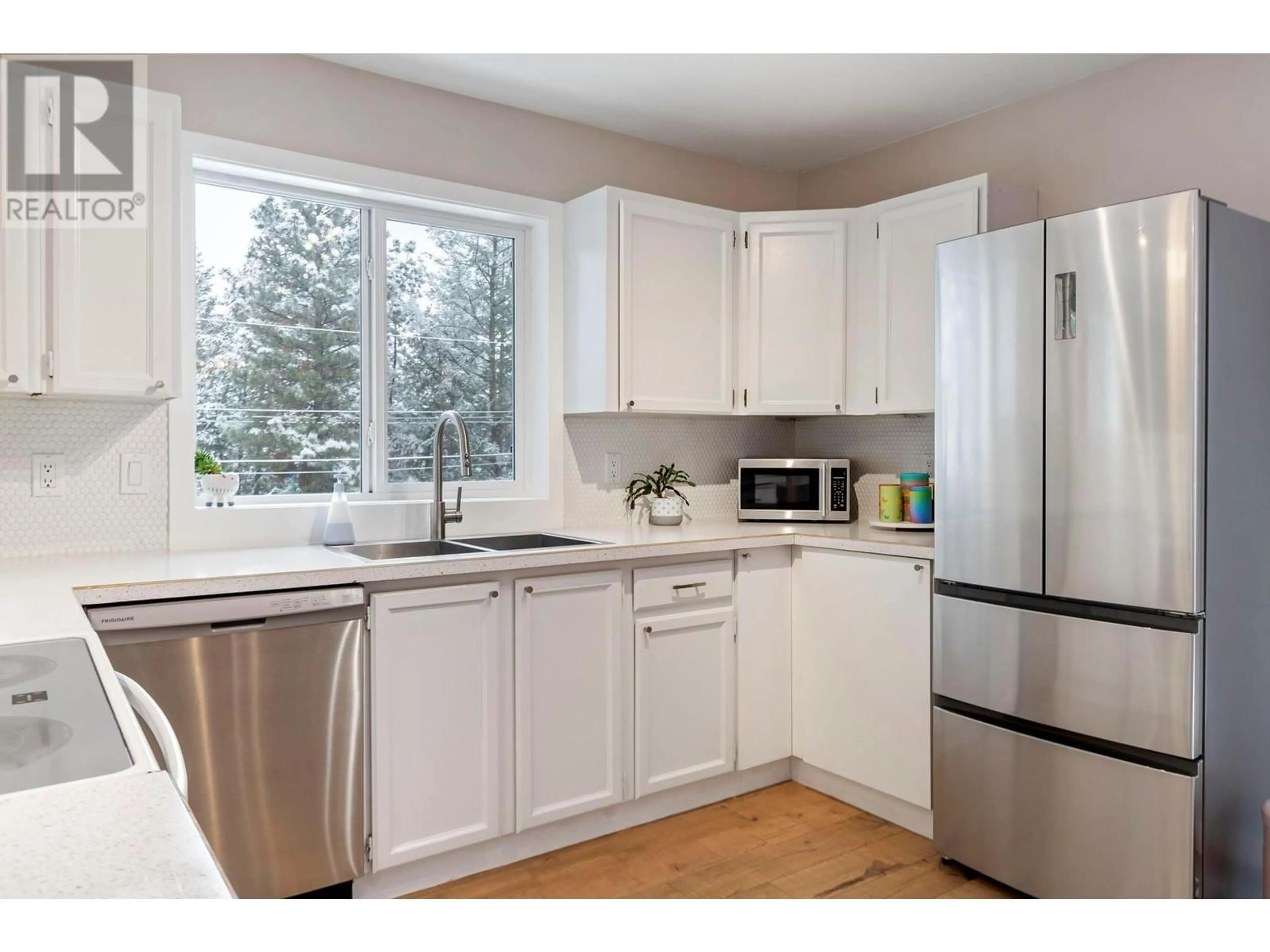 Standard kitchen, unknown for 3190 McLeod Road, West Kelowna British Columbia V4T1A6