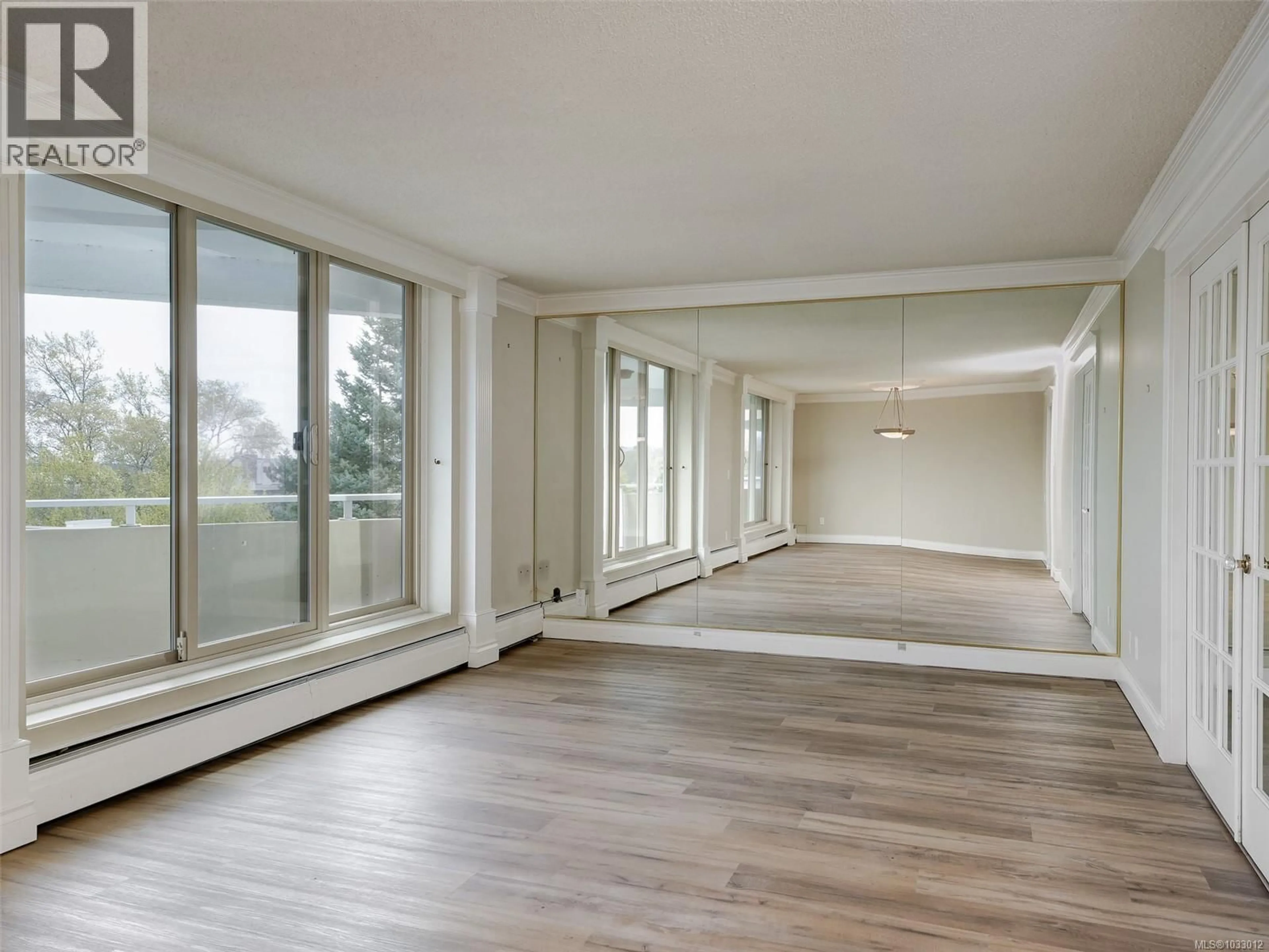 A pic of a room for 506 - 1148 GOODWIN STREET, Oak Bay British Columbia V8S5H2