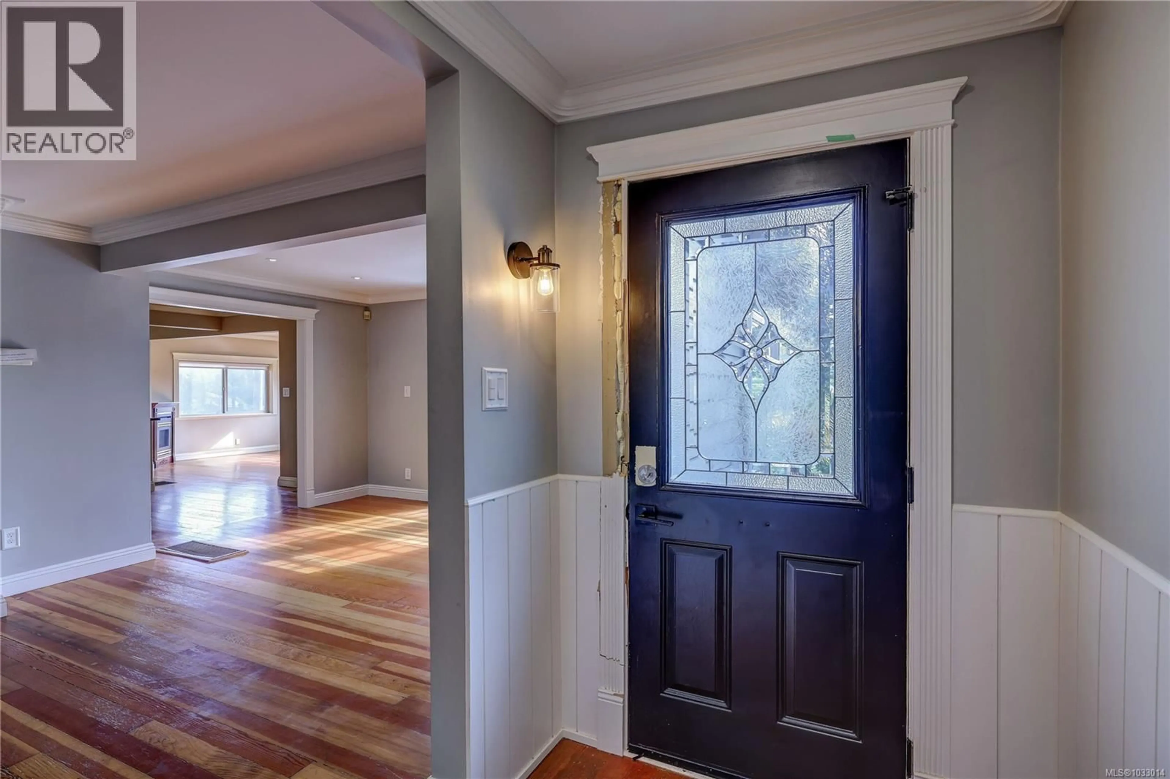 Indoor entryway for 1361 DISCOVERY AVENUE, Nanaimo British Columbia V9S4B5