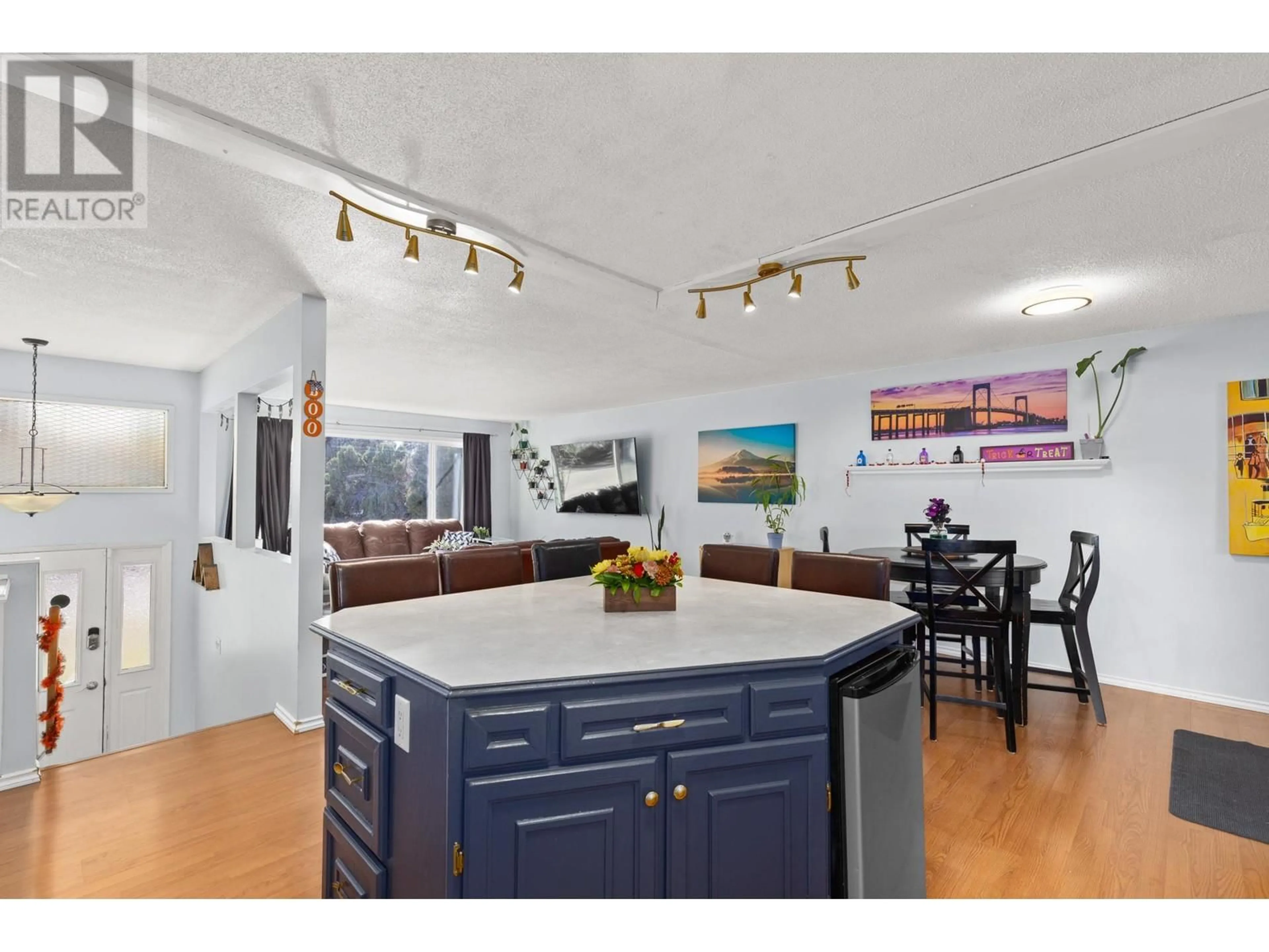 Open concept kitchen, unknown for 310 Pearson Road, Kelowna British Columbia V1X2L6