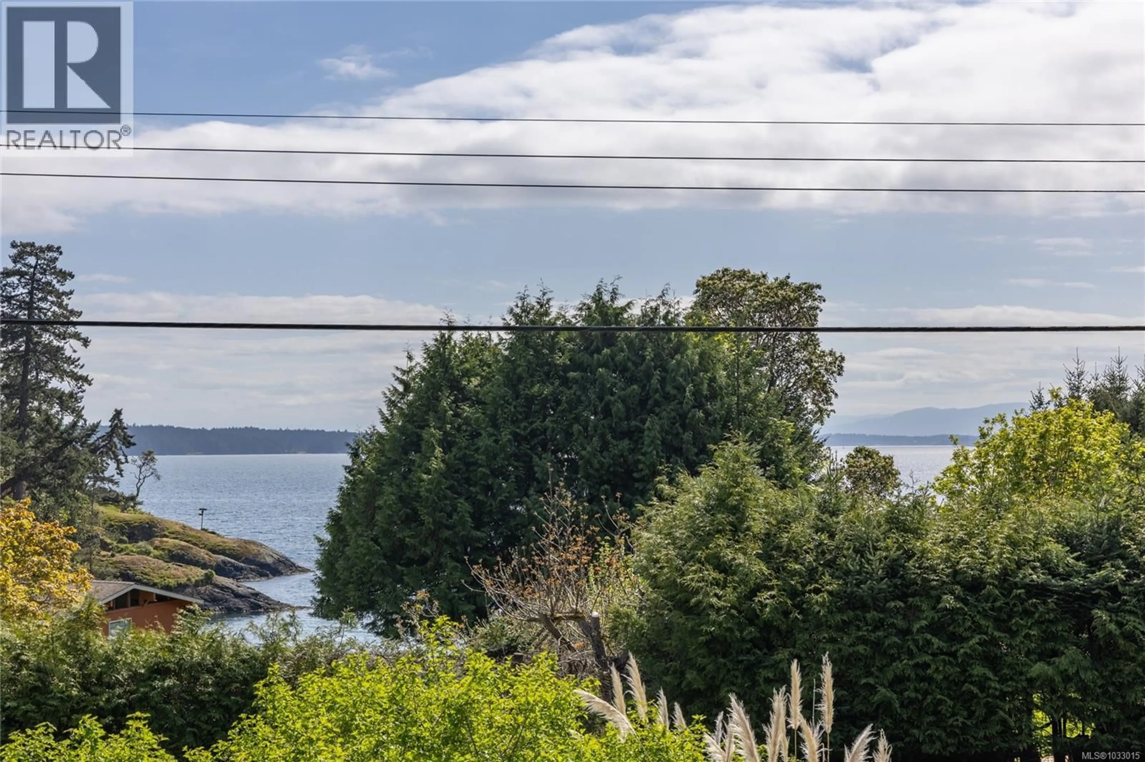 A pic from outside/outdoor area/front of a property/back of a property/a pic from drone, water/lake/river/ocean view for 27146 SCHOONER WAY, Pender Island British Columbia V0N2M2