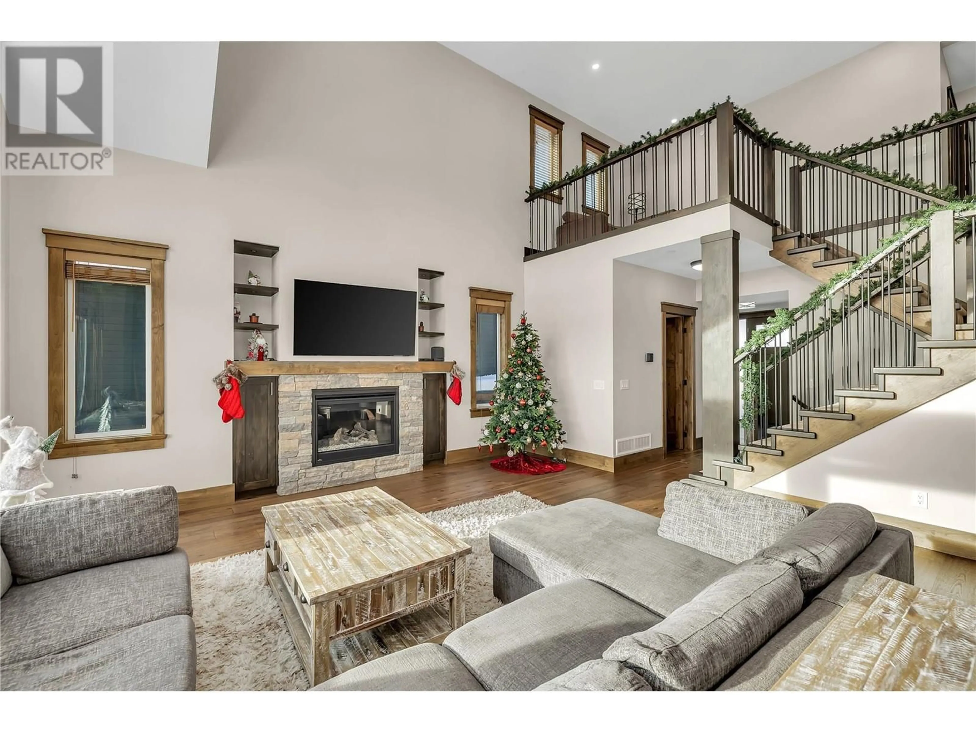 Living room with furniture, unknown for 550 Feathertop Way, Big White British Columbia V1P1P3