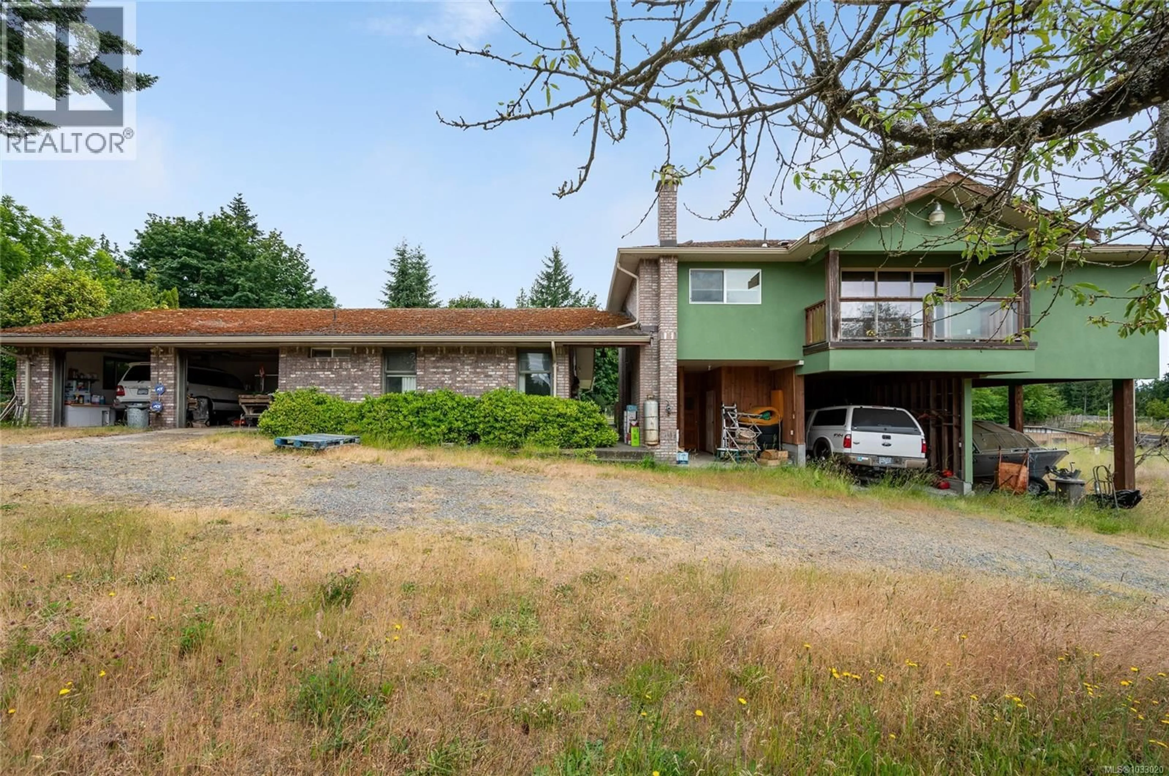 A pic from outside/outdoor area/front of a property/back of a property/a pic from drone, unknown for 1550 ROBSON LANE SOUTH, Cowichan Bay British Columbia V0R1N1